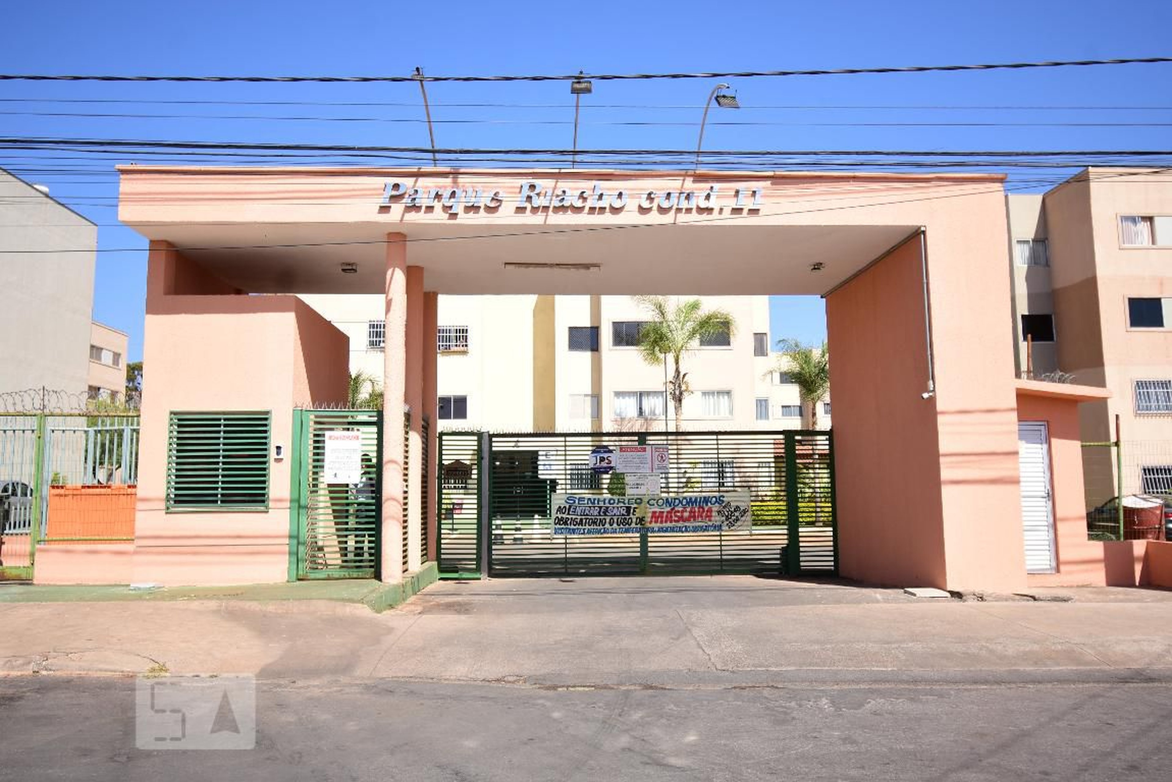 Fachada Condomínio em Qn 5a Conjunto 8, 03