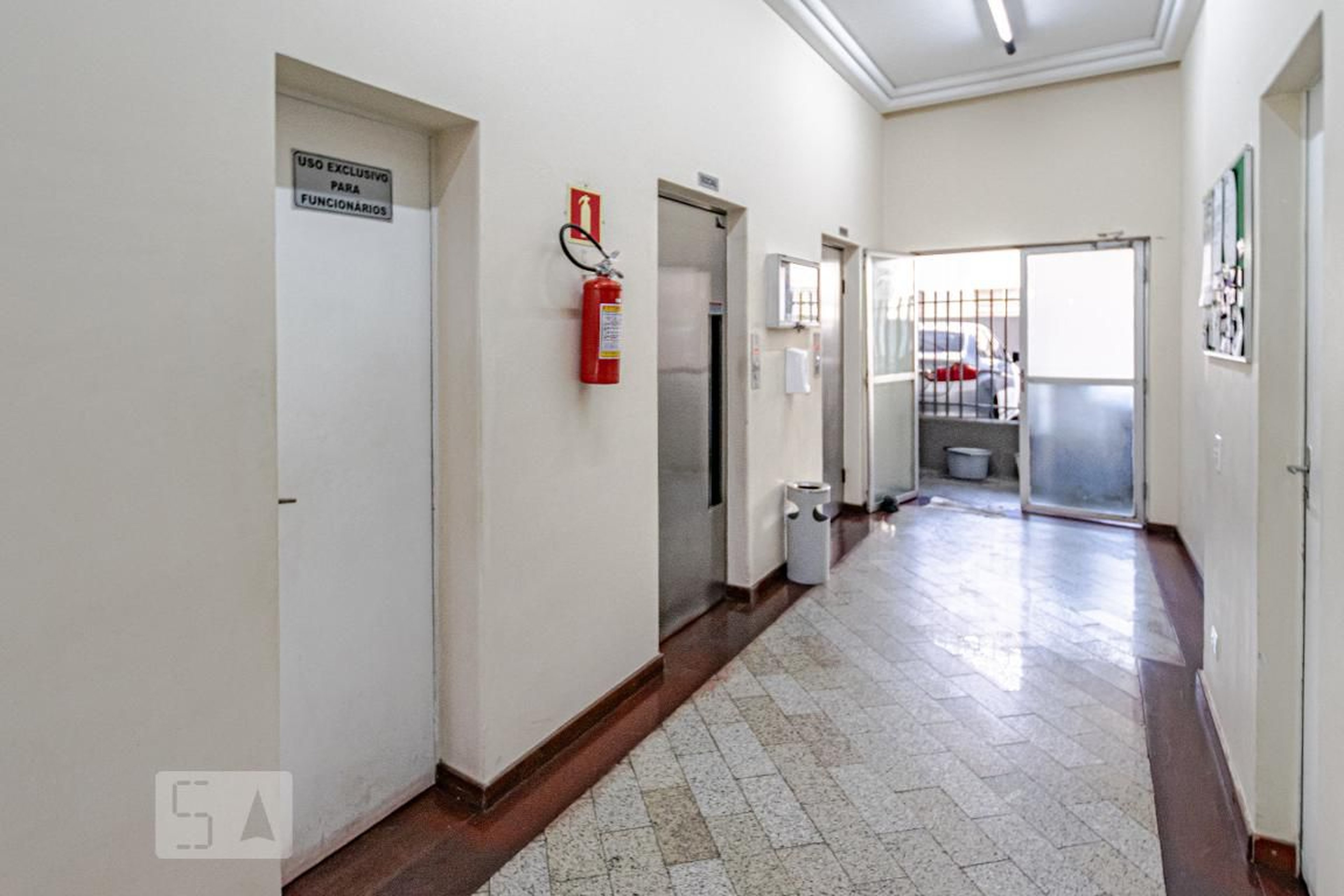 Hall de Entrada - Barao dos Campos Gerais II