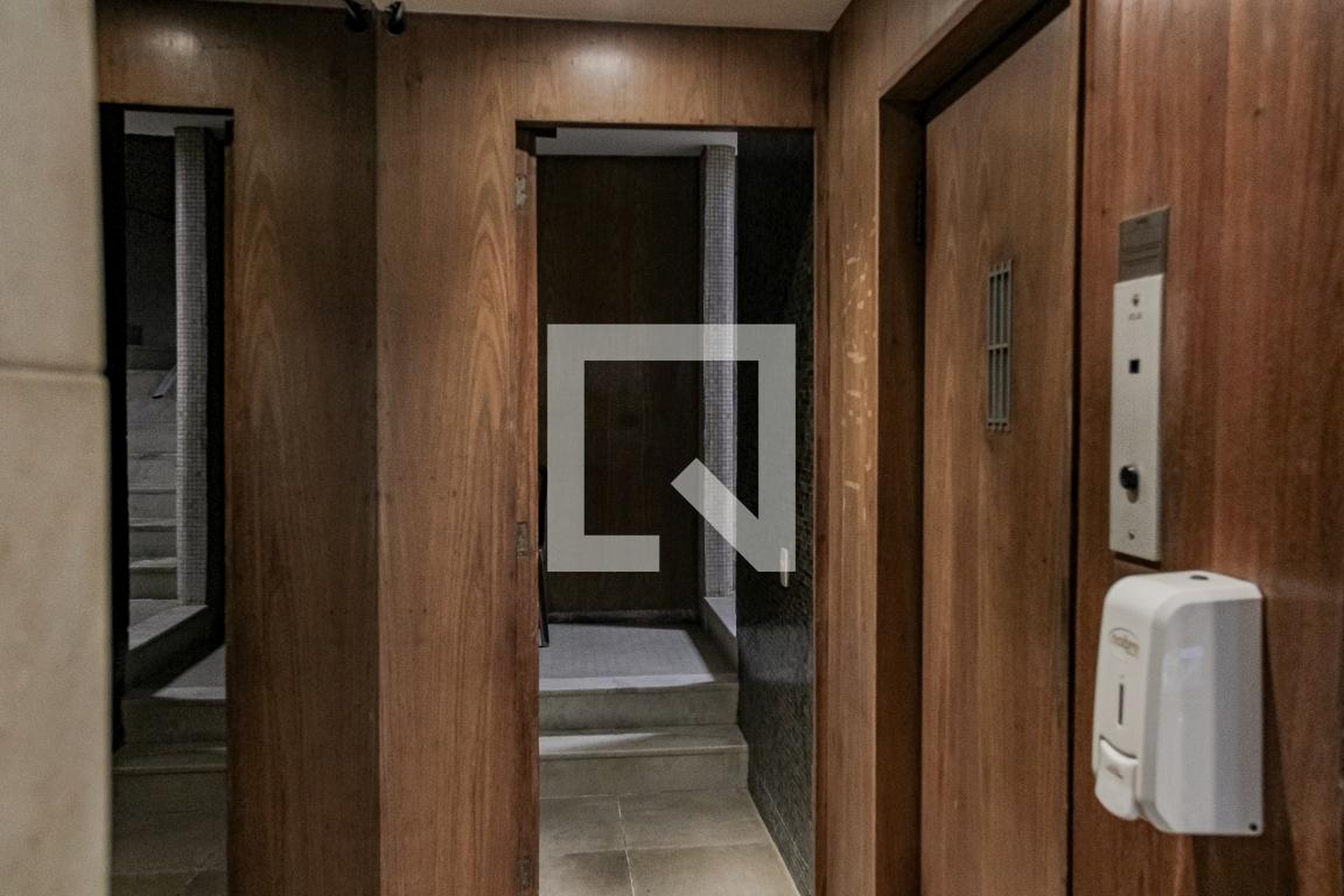 Elevador - Edifício Primavera