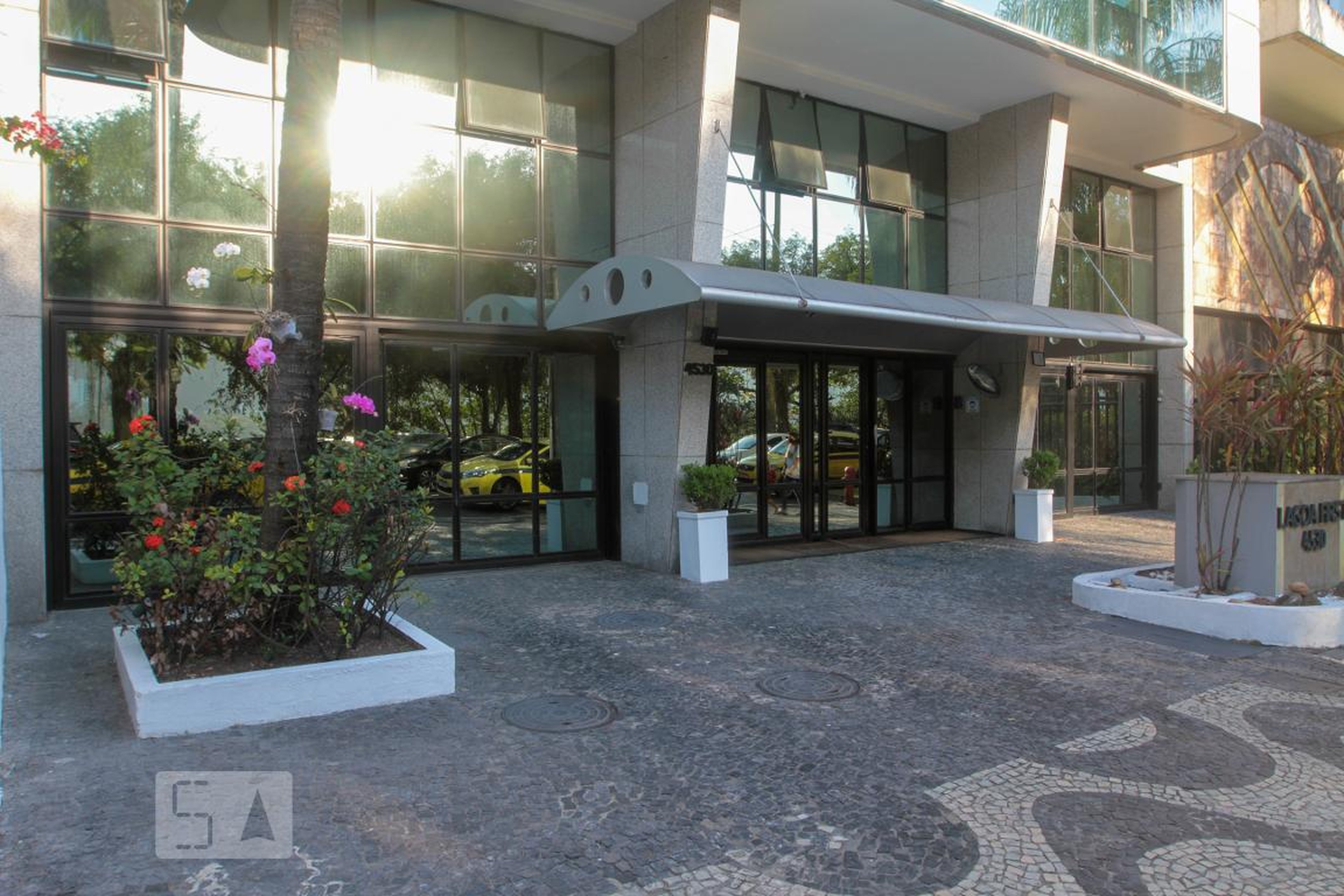 Entrada do Prédio - Lagoa Firts