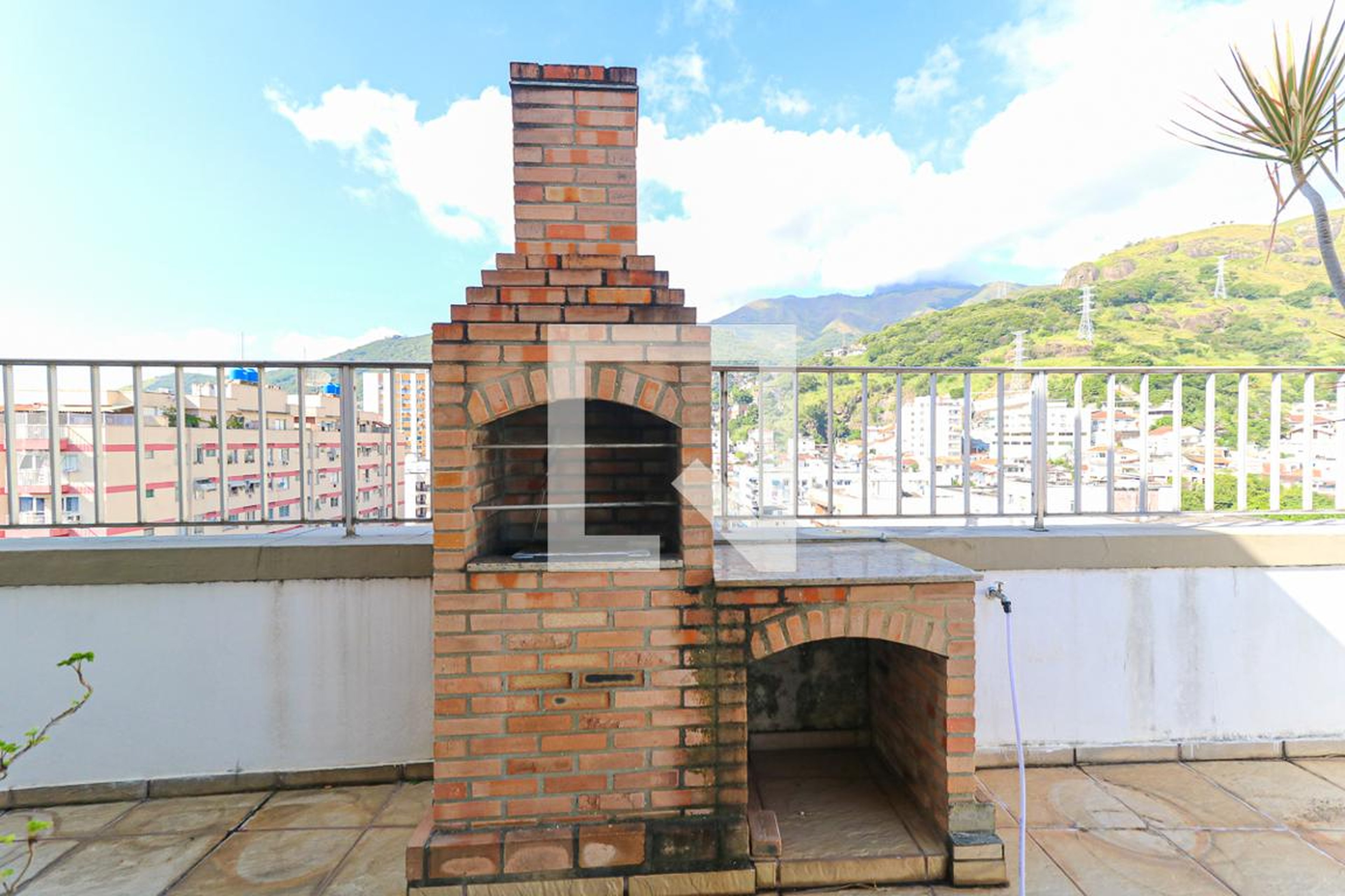 Churrasqueira - de Lorena