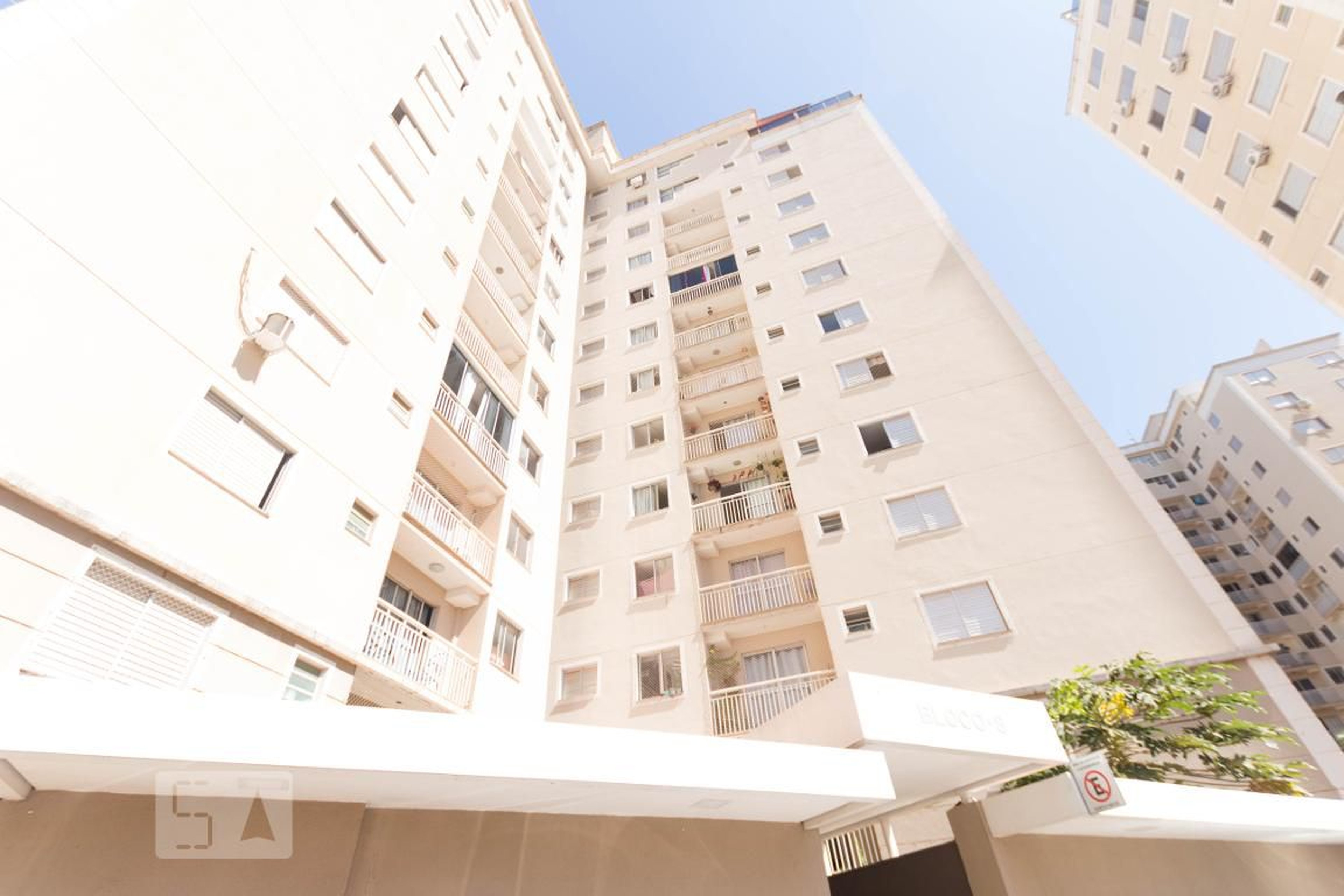 Fachada Condomínio Cheverny