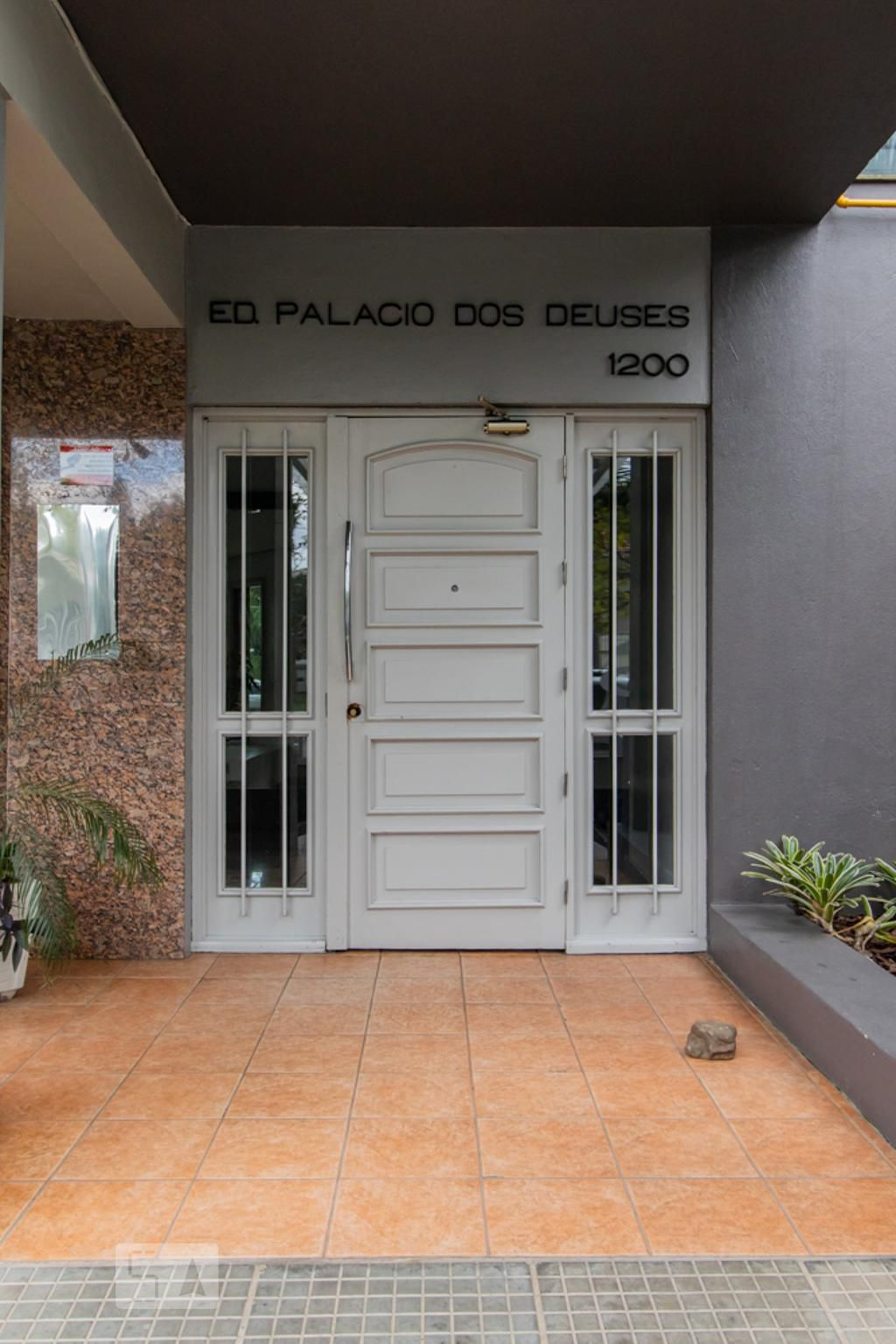 Condomínio - Eedifício Palácio dos Deuses