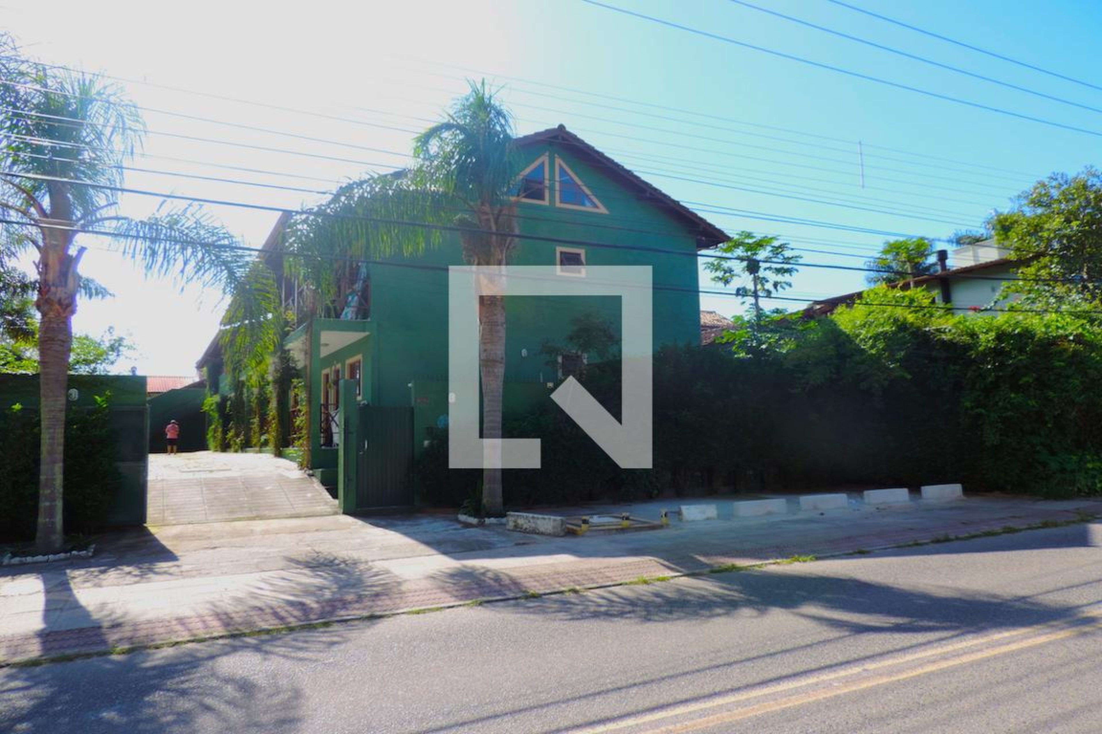 Fachada Condomínio em Rua Laurindo Januário da Silveira, 5201