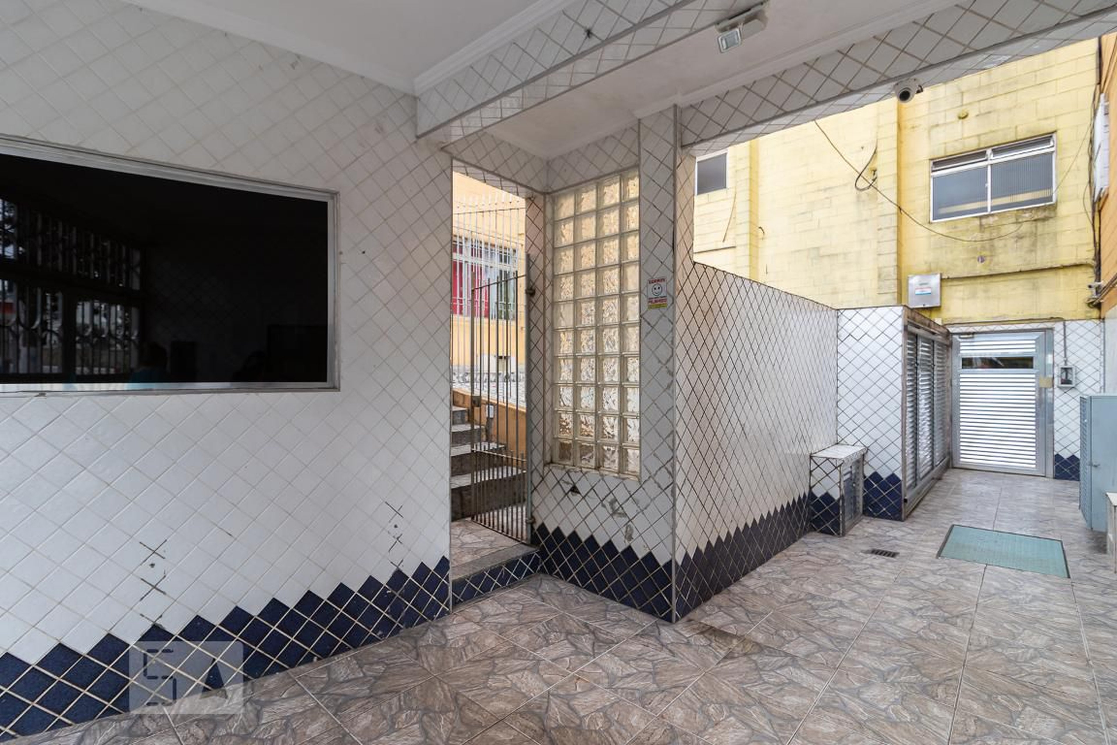 Entrada - Multipredial Rubi I