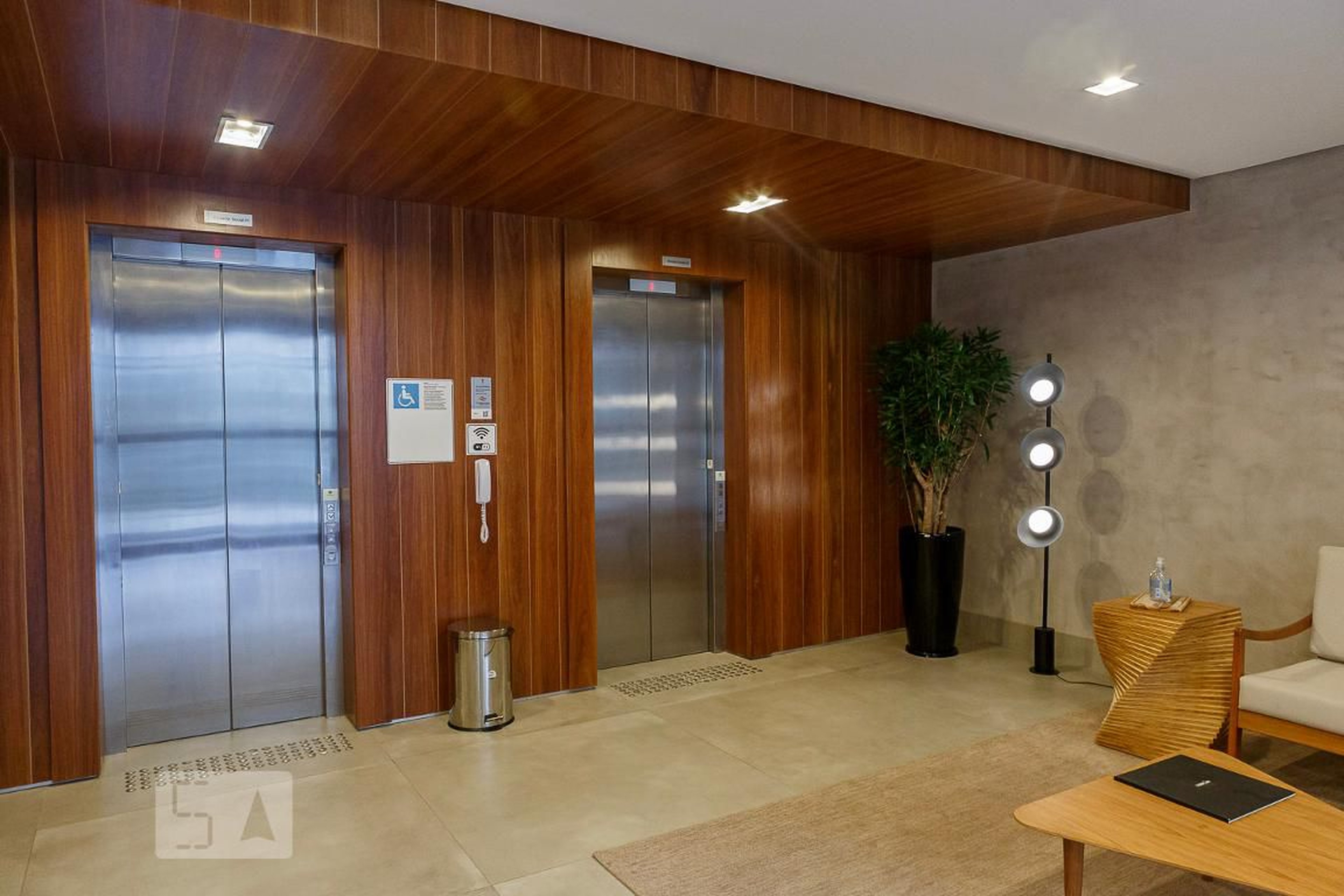 Elevador - Edição Jardins