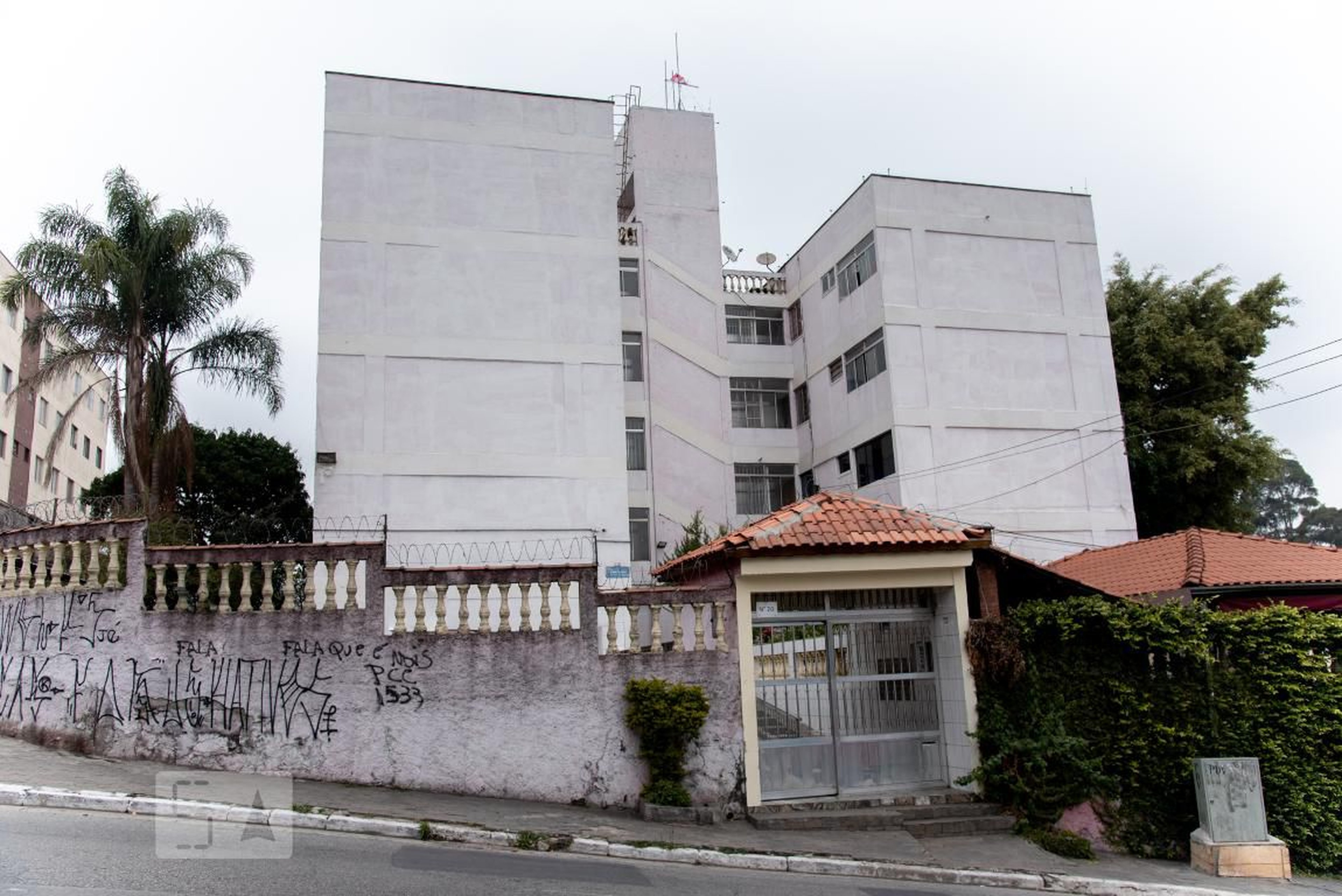 Fachada do Condomínio Condomínio Mexeiras