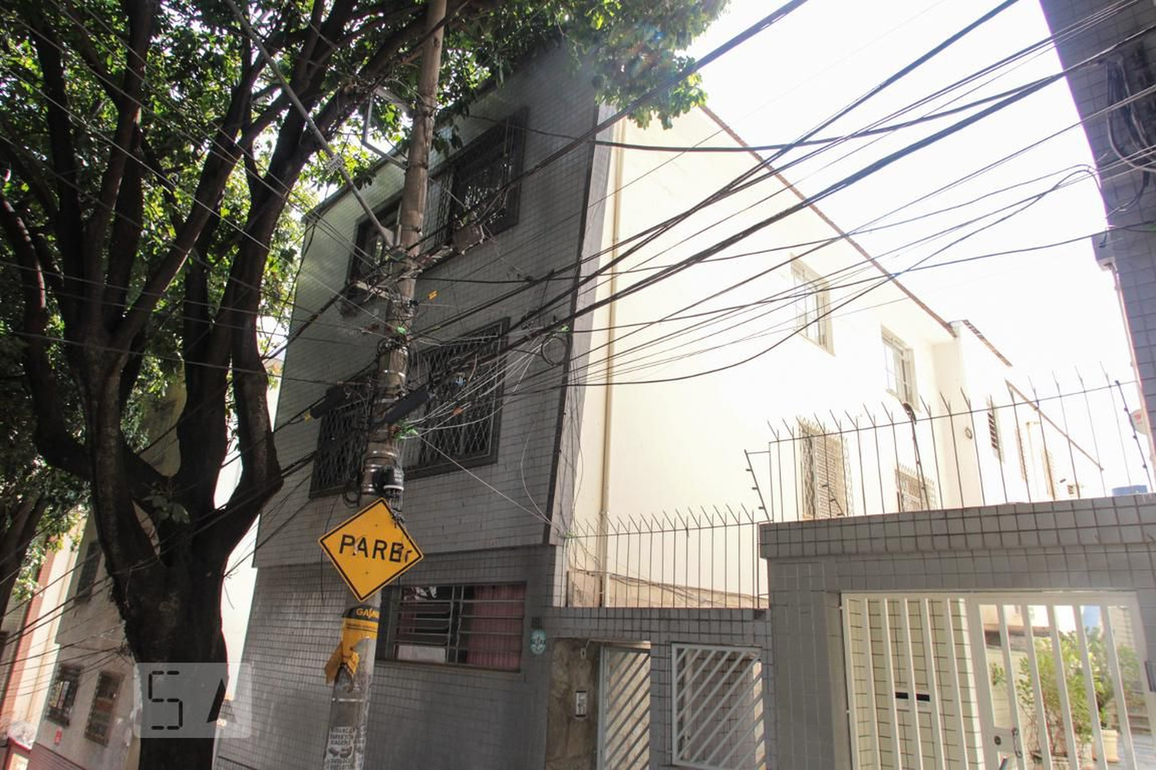 Fachada Condomínio em Rua Professor Arduino Bolivar, 342