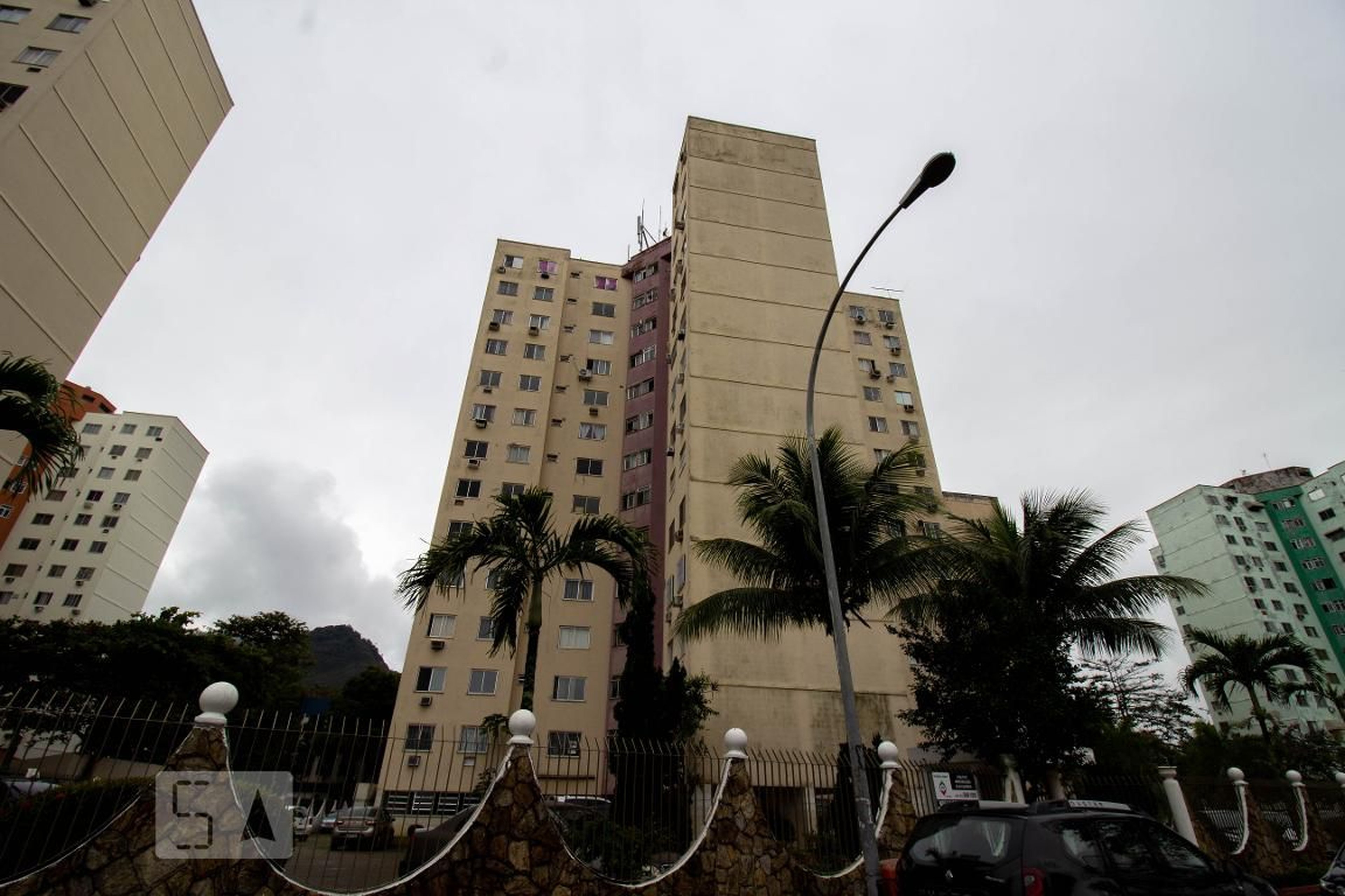 Prédio Condomínio Espigão