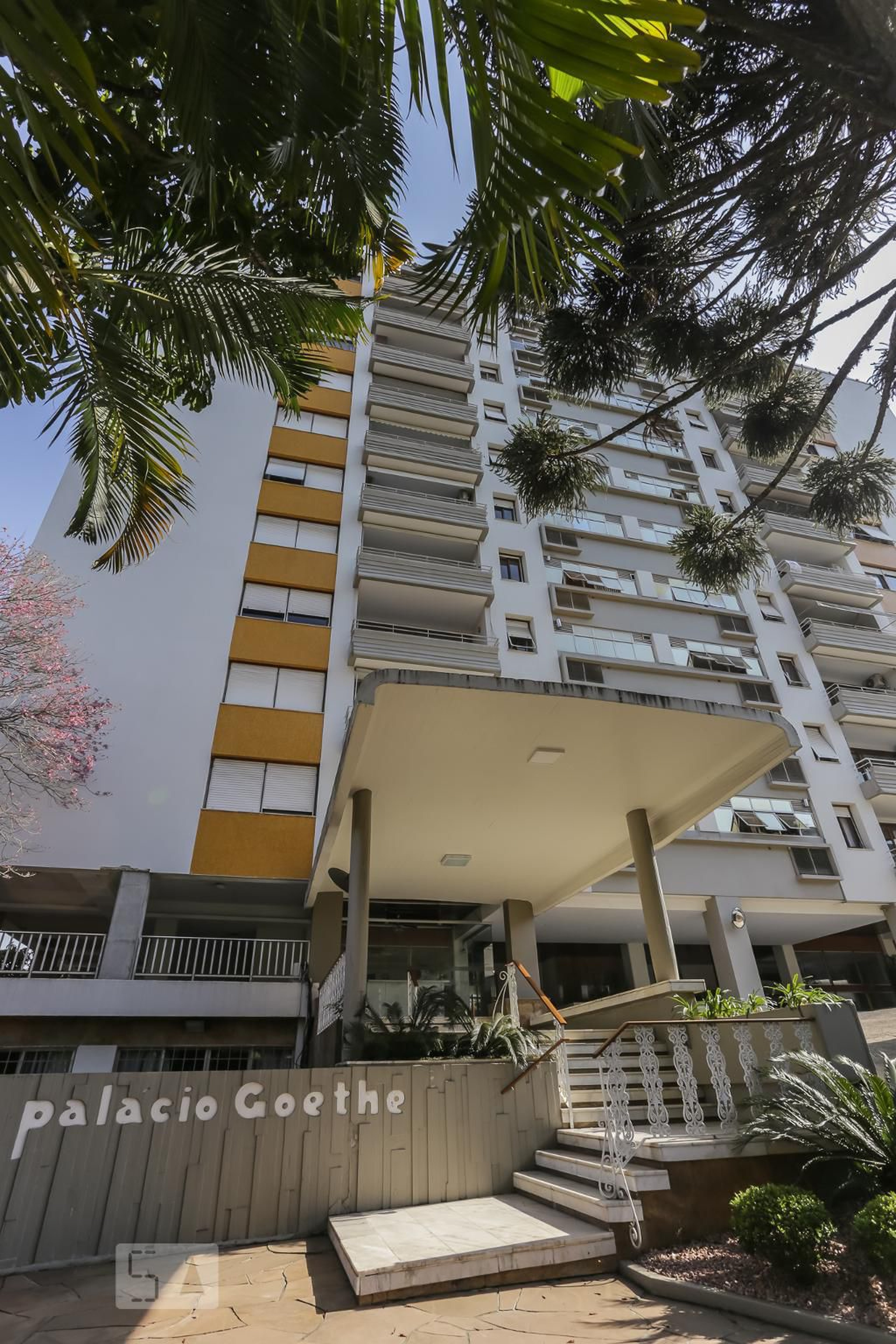 Fachada Condomínio em Rua Doutor Timóteo, 1045