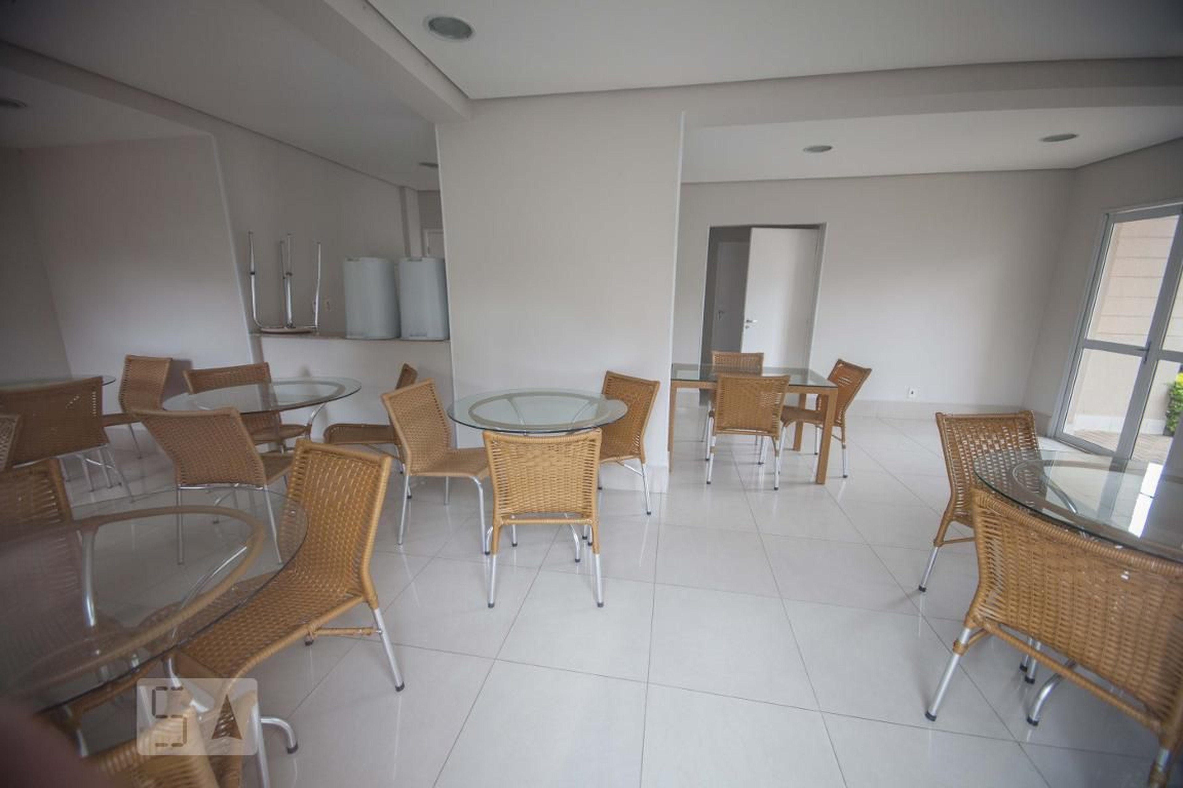 Salao de festas - East Side