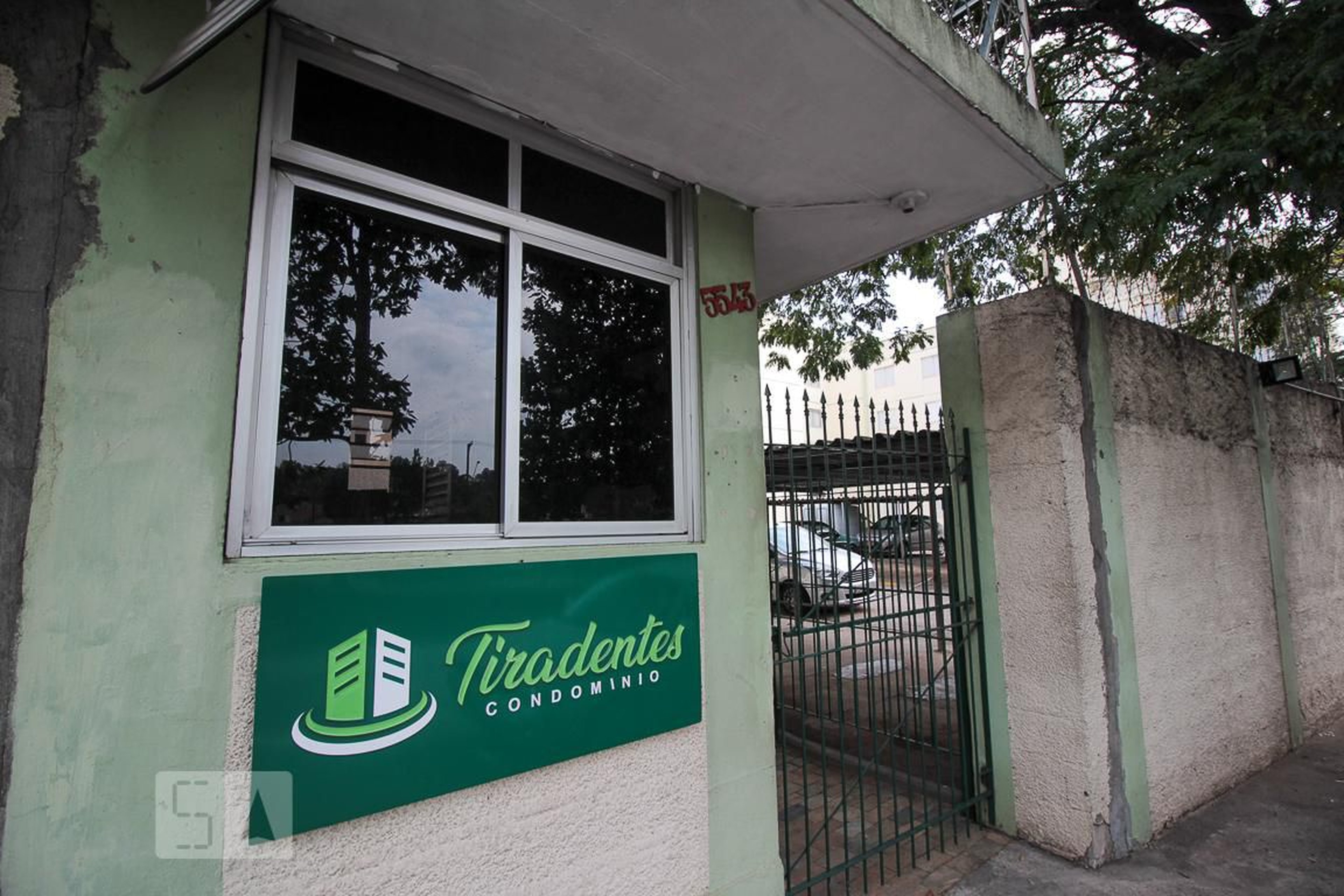 Fachada do Condomínio Condomínio Tiradentes