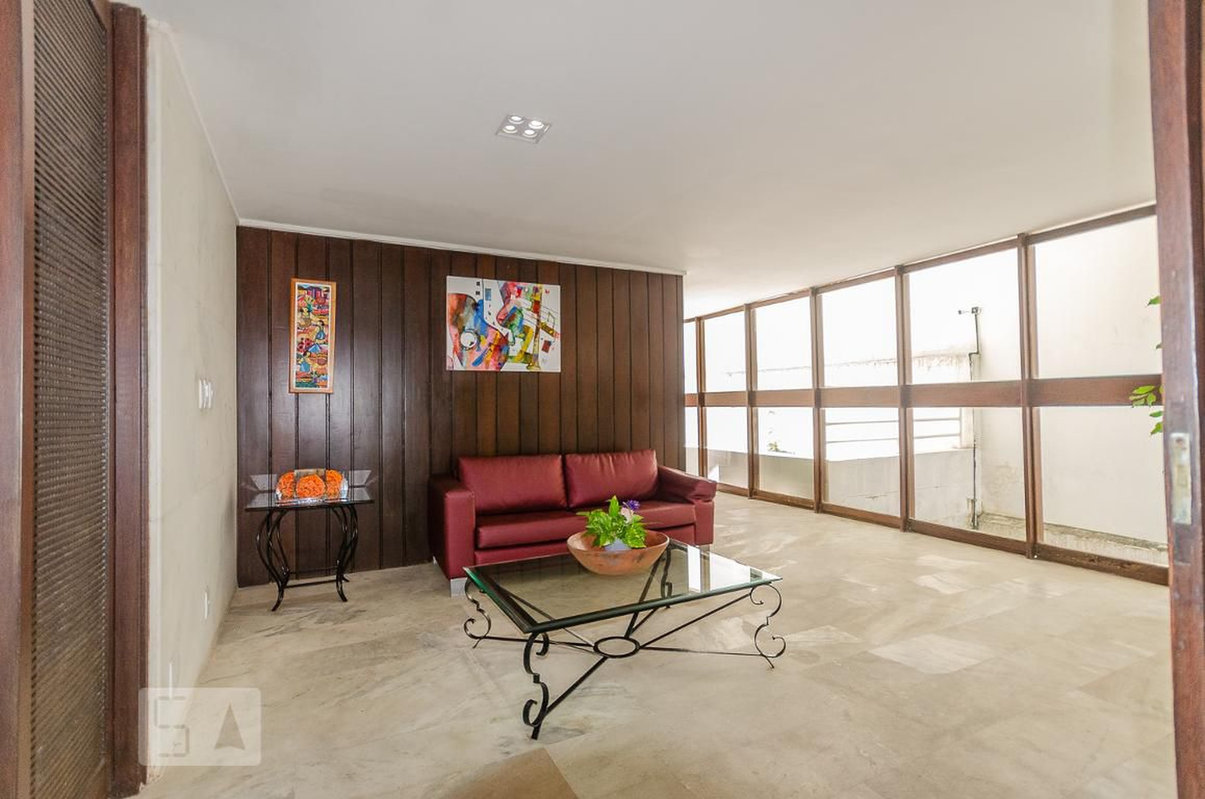 Hall - Maria da Graça