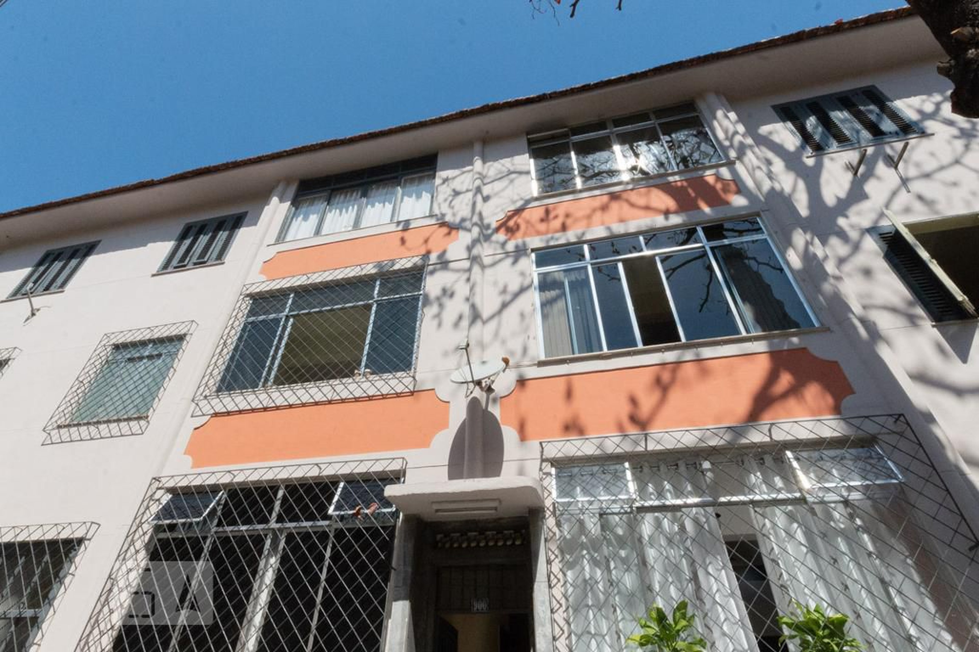 Fachada Condomínio em Rua Santa Alexandrina, 900