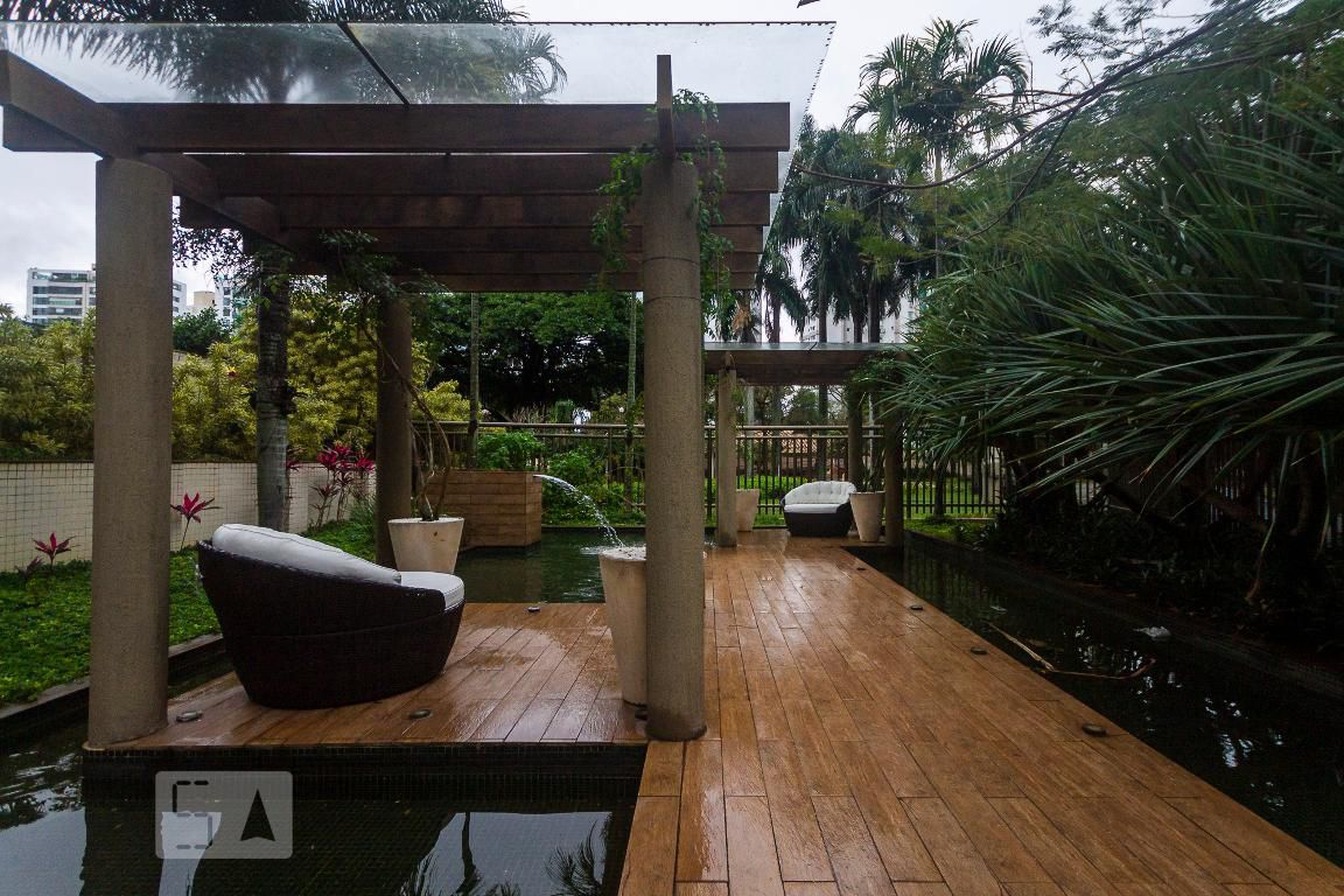 Área externa - Evidence