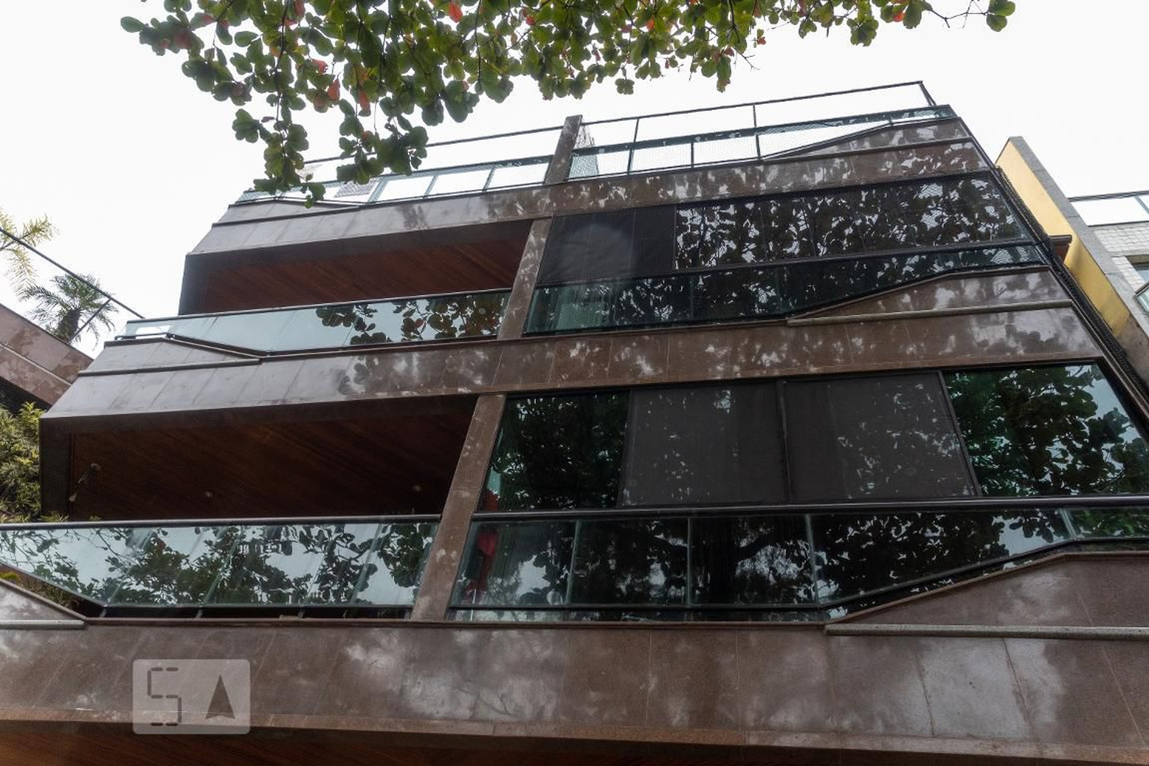 Fachada do prédio Edifício Cancum