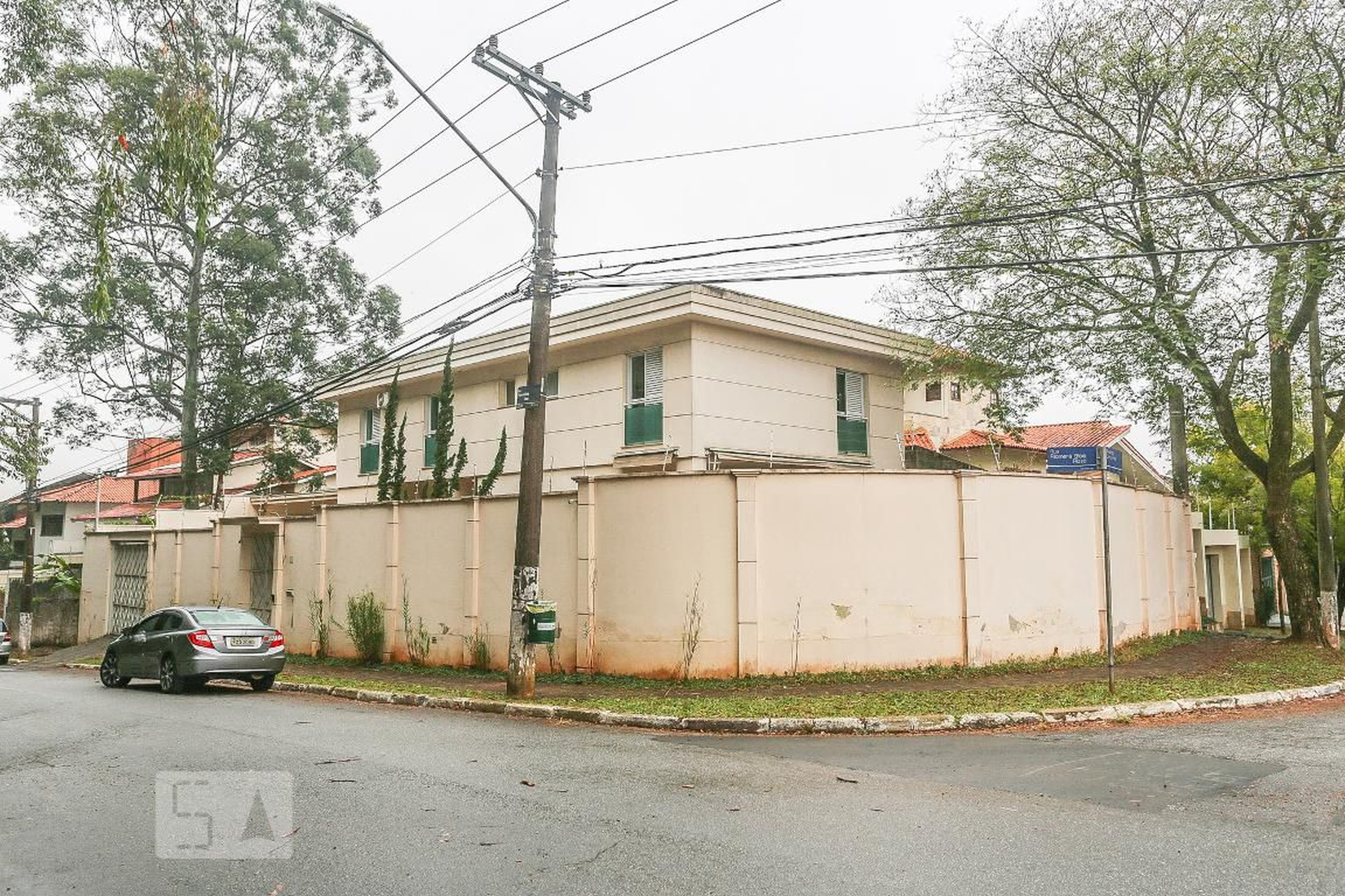 Fachada Condomínio em Rua Filomena Blois Rizzo, 671