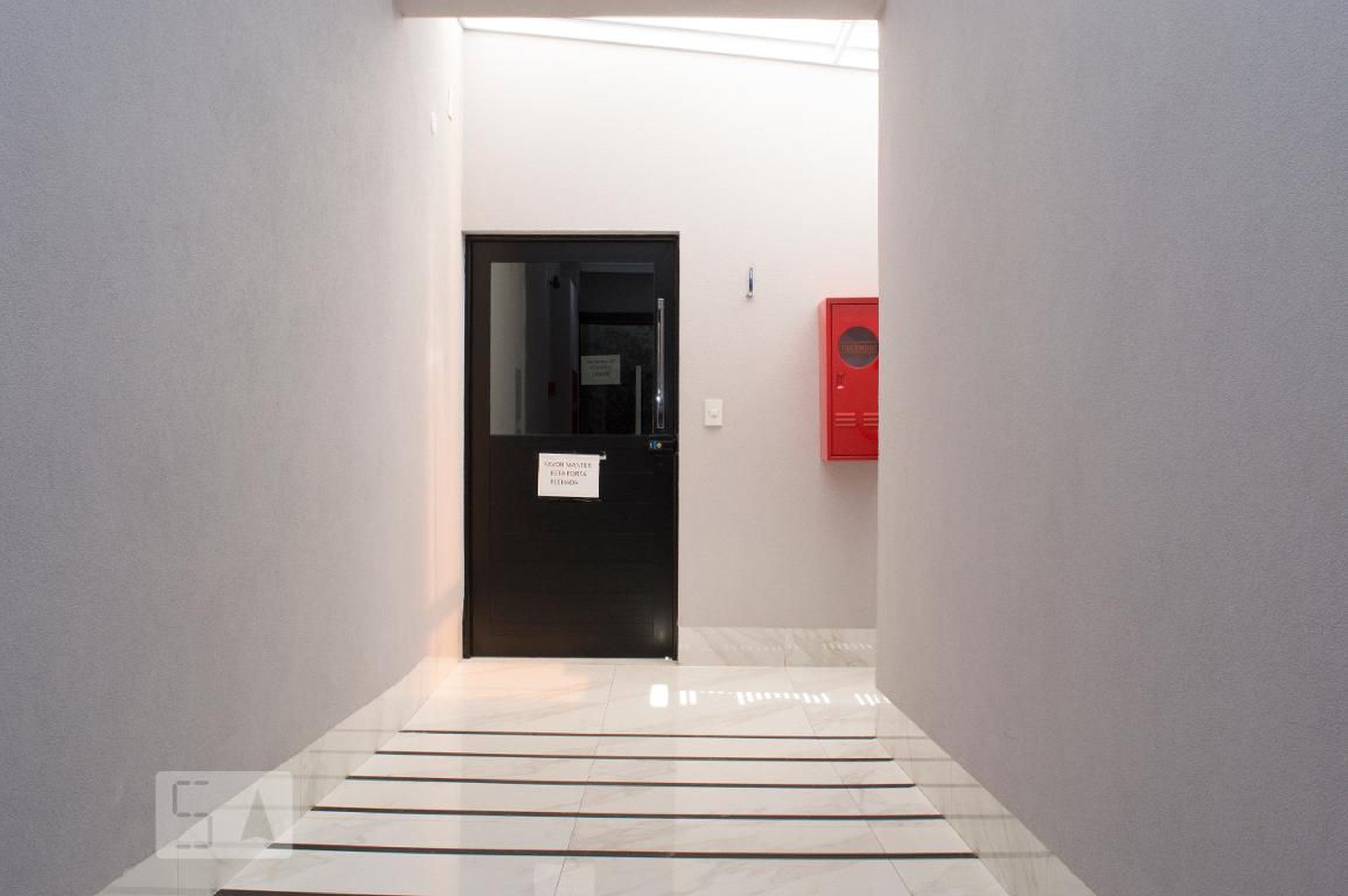 Entrada - Spartan Residence