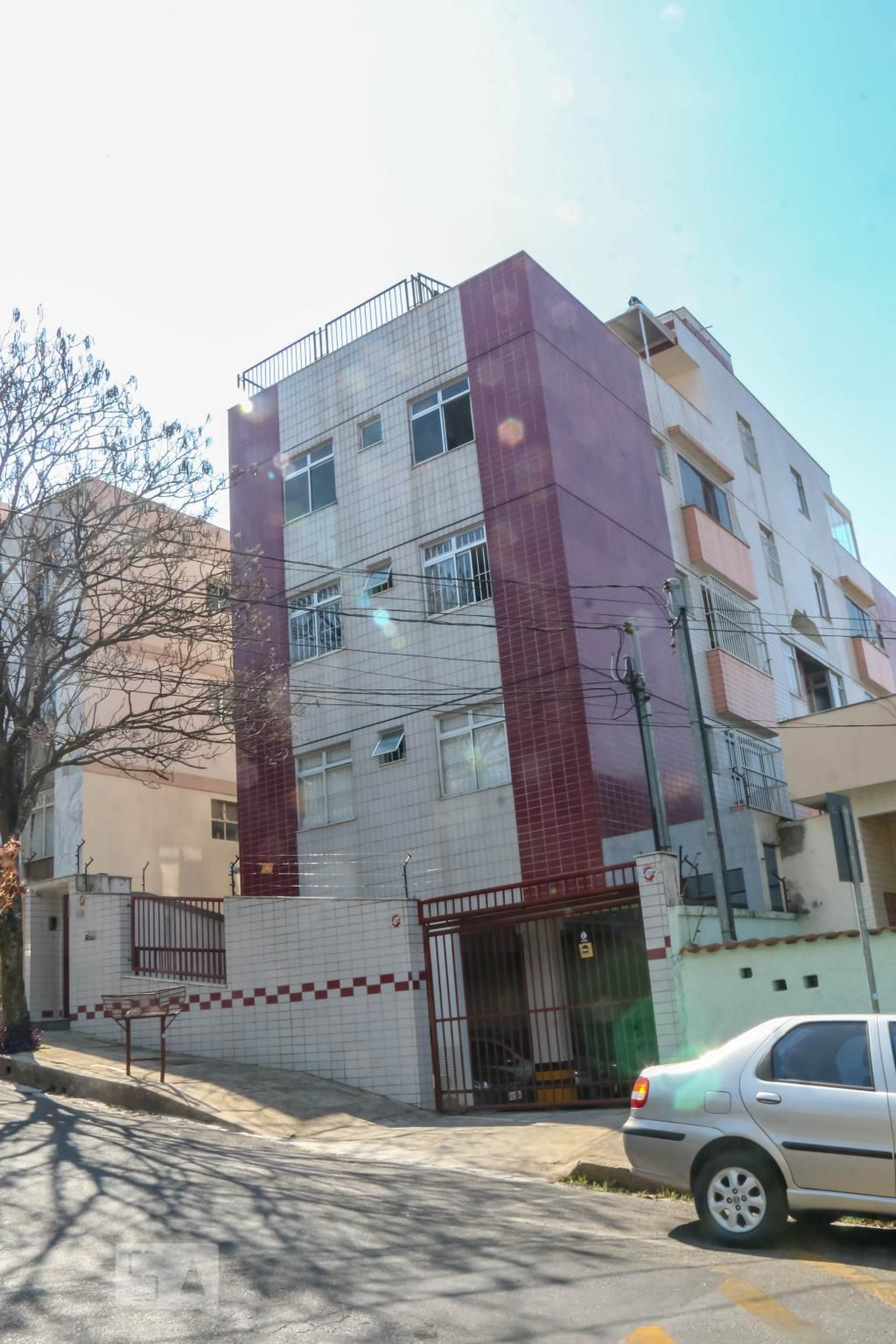 Fachada Condomínio em Rua Conselheiro Luiz Barbosa, 110