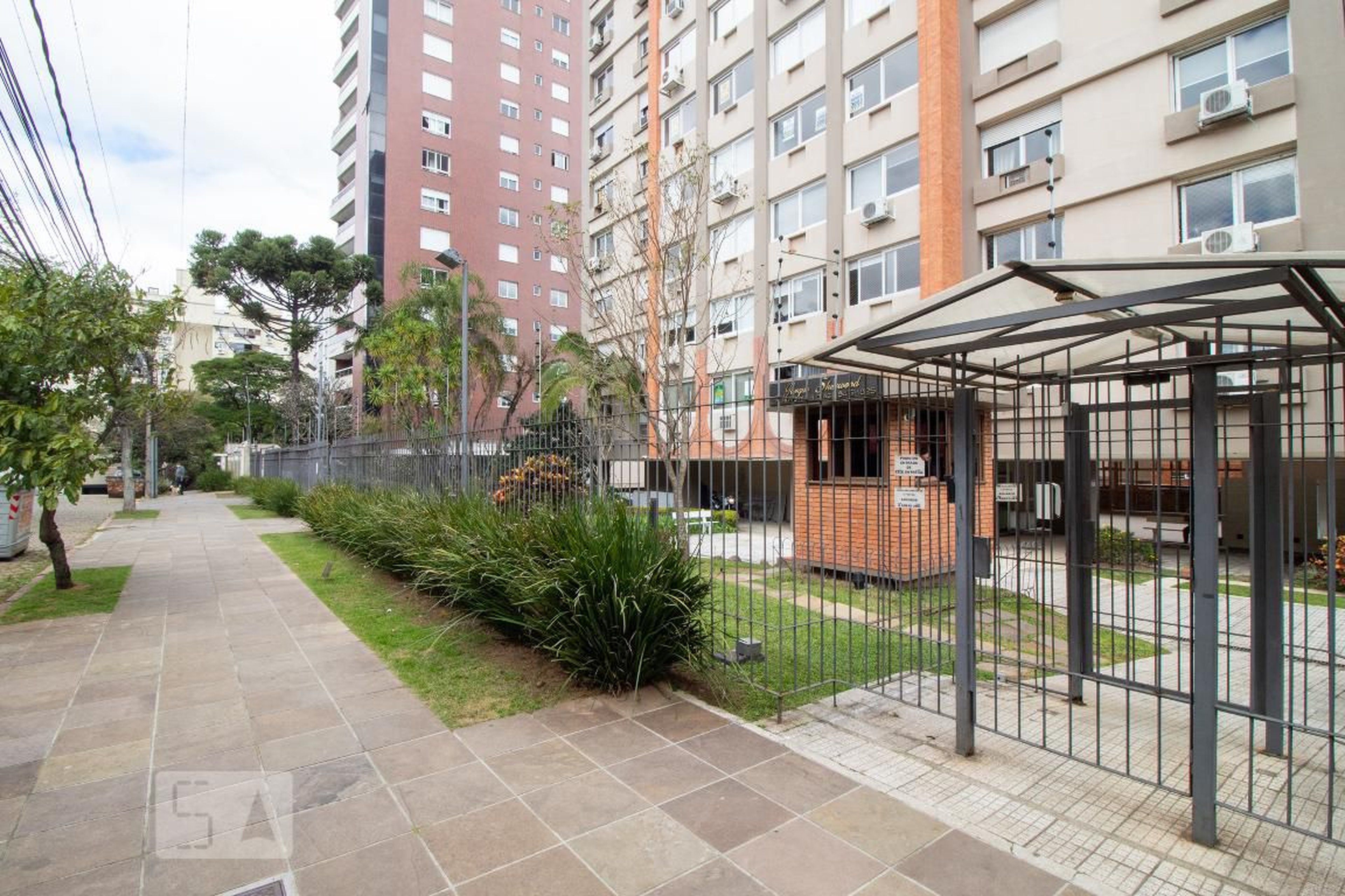 Fachada Condomínio Parque Sherwood