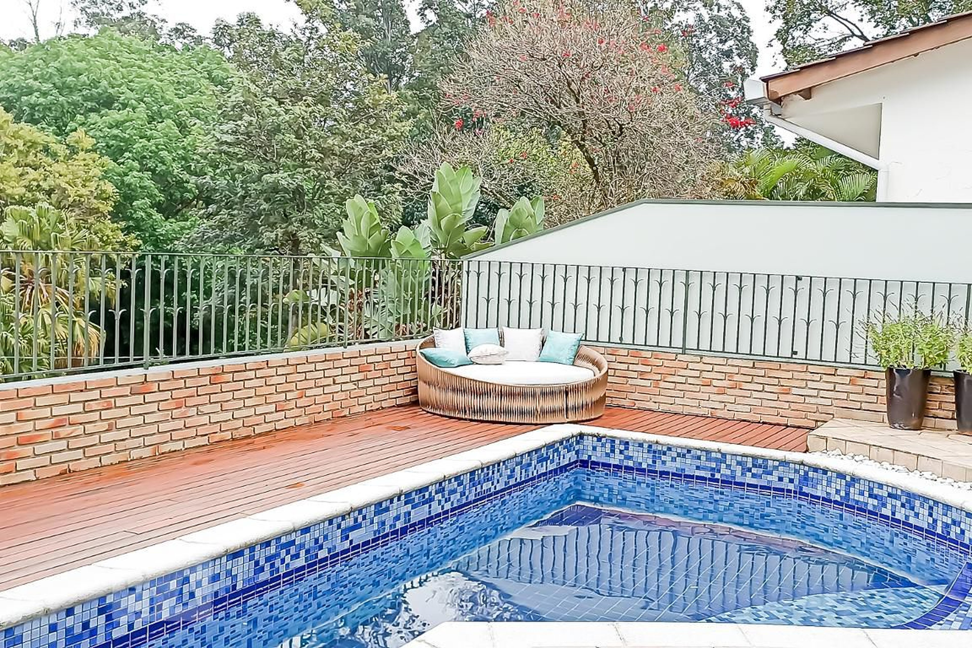 Piscina - Residencial Alphaville 03