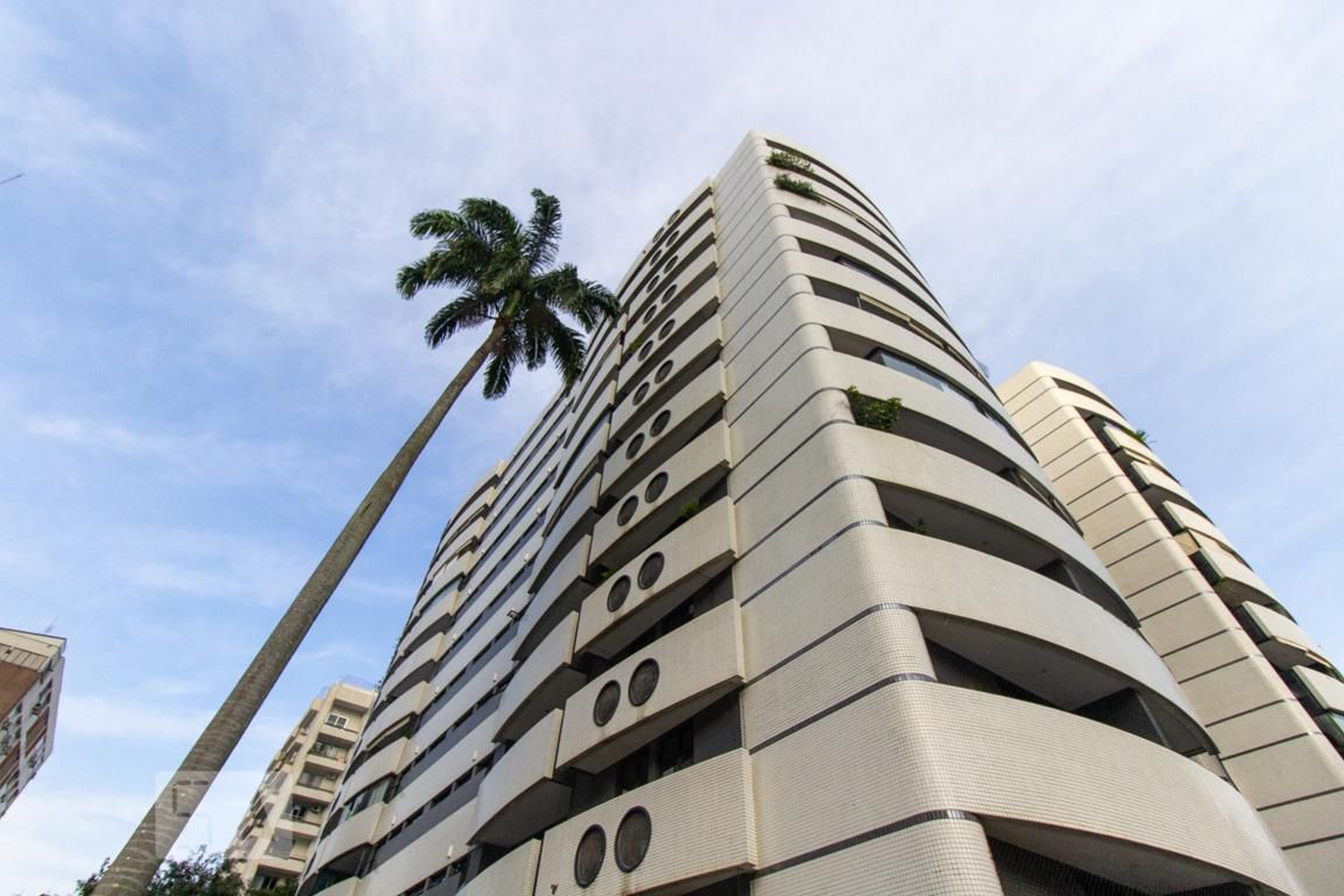 Fachada Condomínio Golden Garden