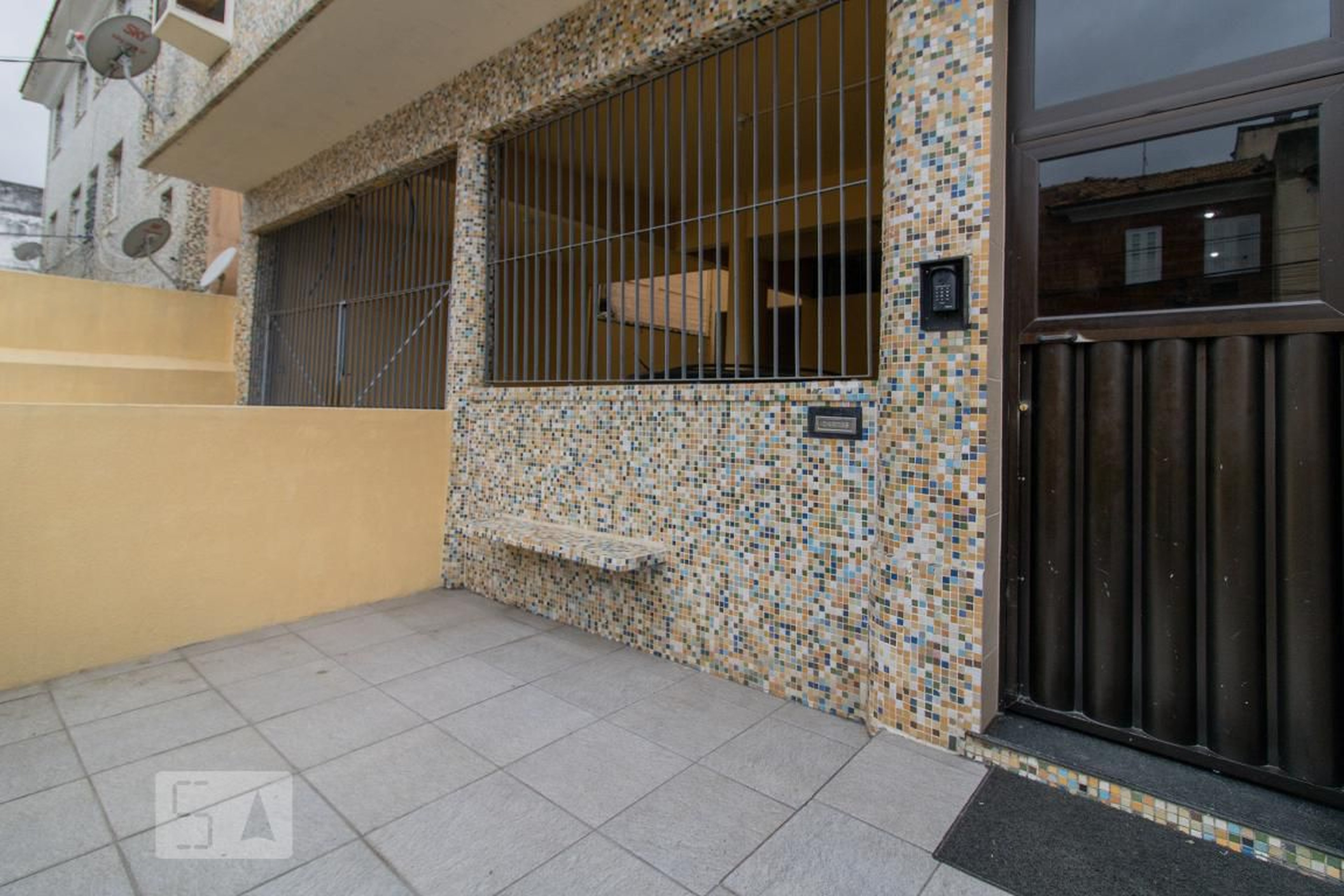 Hall de Entrada - Juvenal Galeno