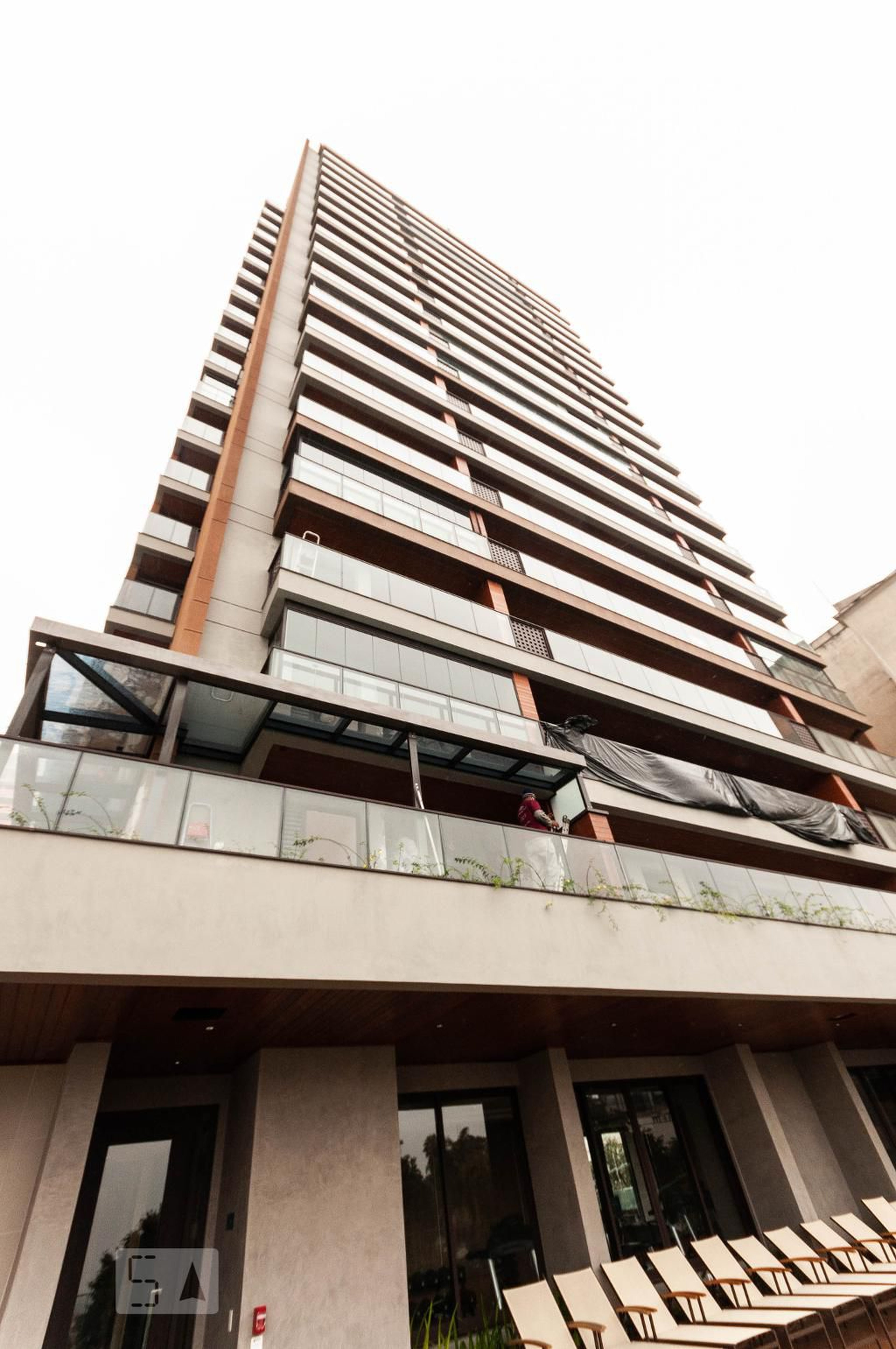 Fachada do Condomínio Condomínio Ybyra Vila Madalena