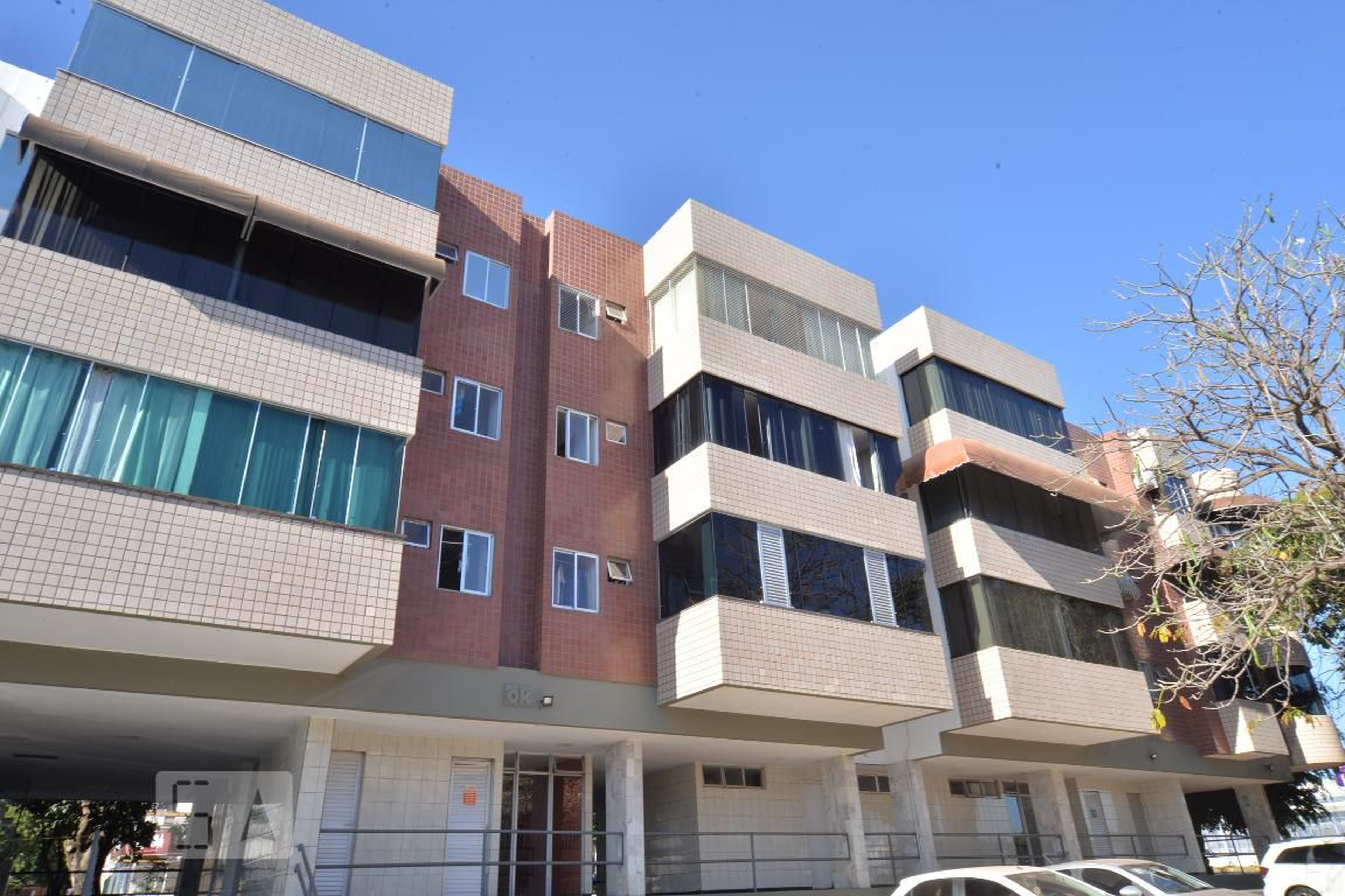 Fachada Condomínio em Shcgn 703 Qd. 707 Bloco C, 707