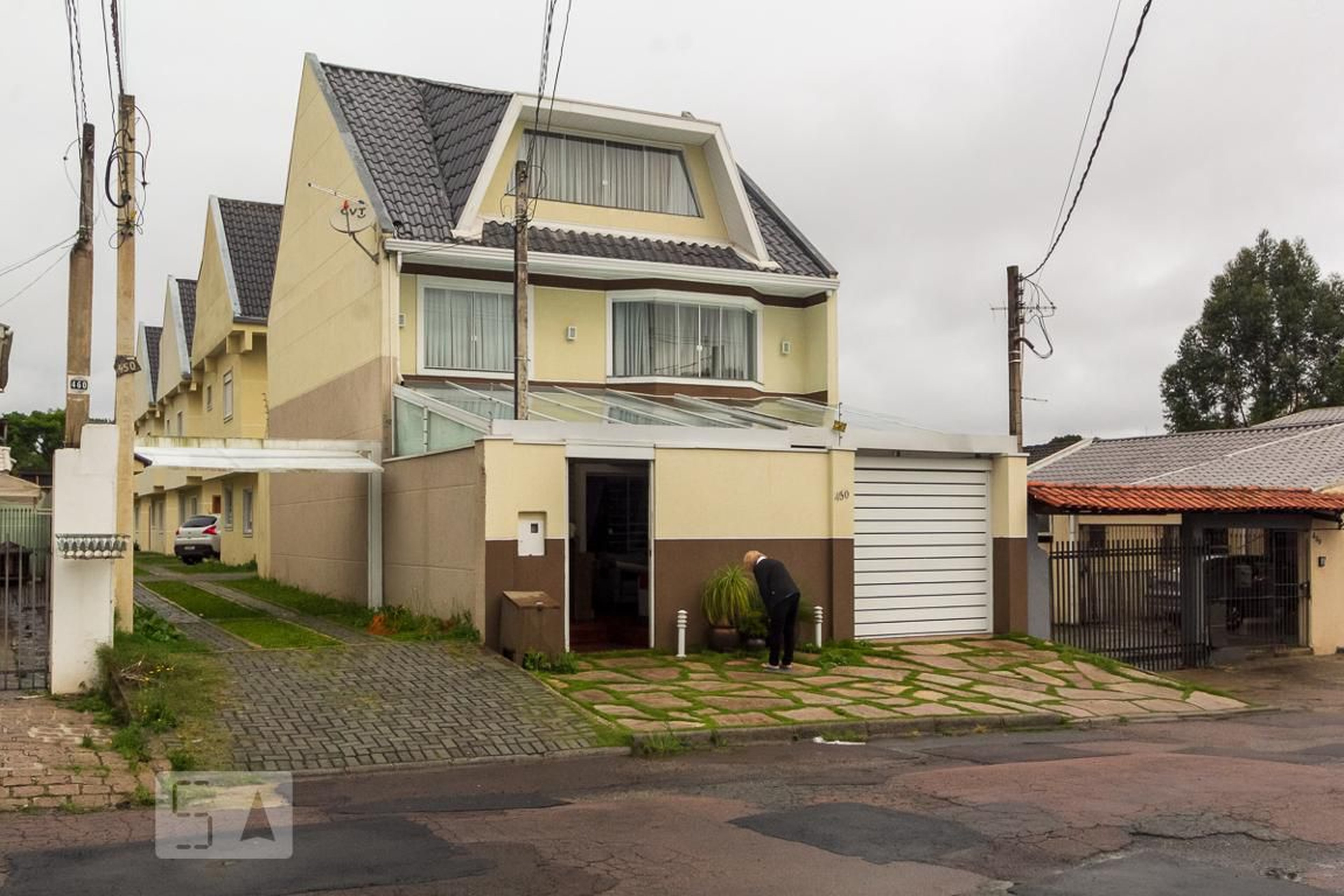 Fachada do Condomínio Condomínio em Rua Macapá, 450