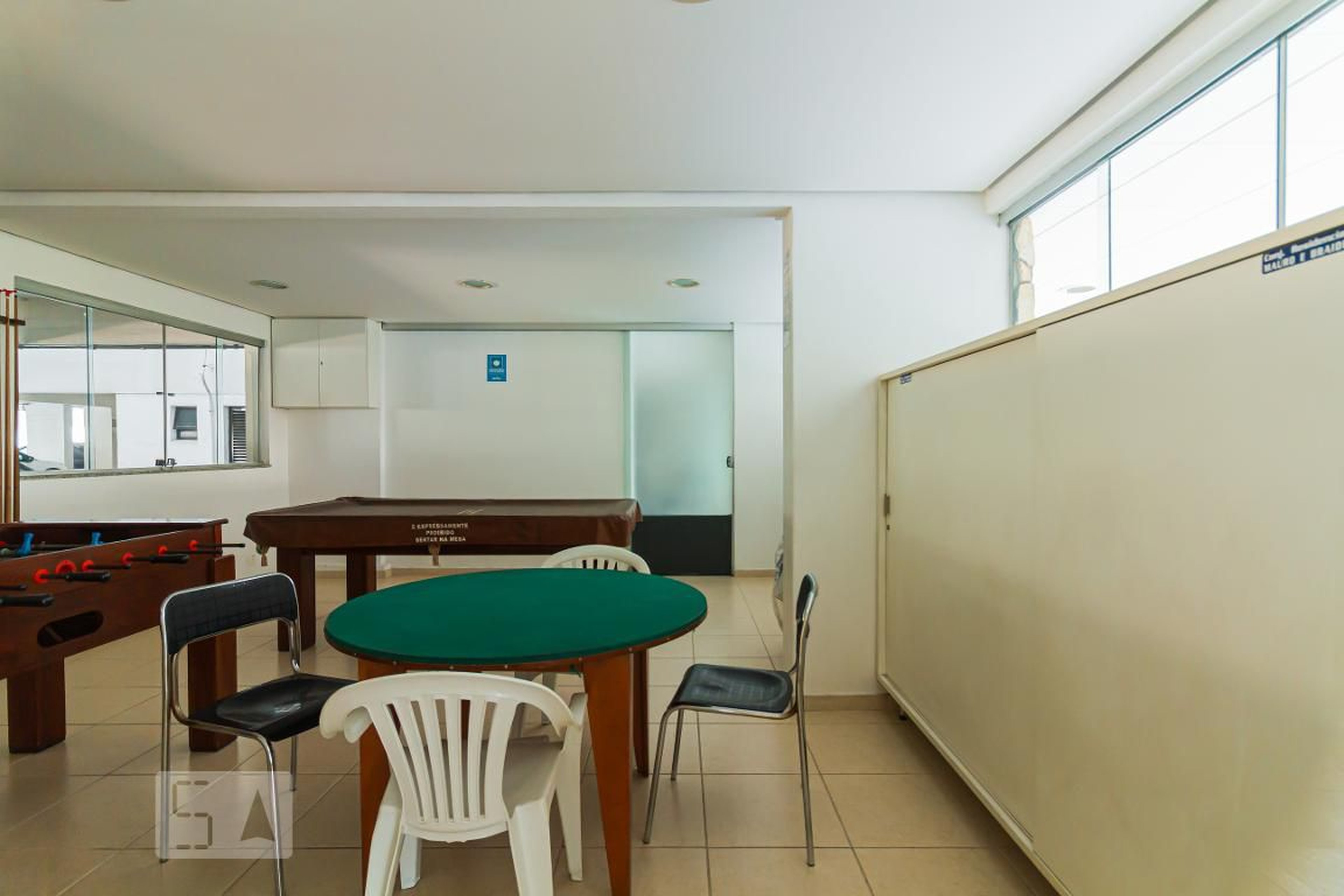 SALAO DE JOGOS - Edifício Mauro e Braido