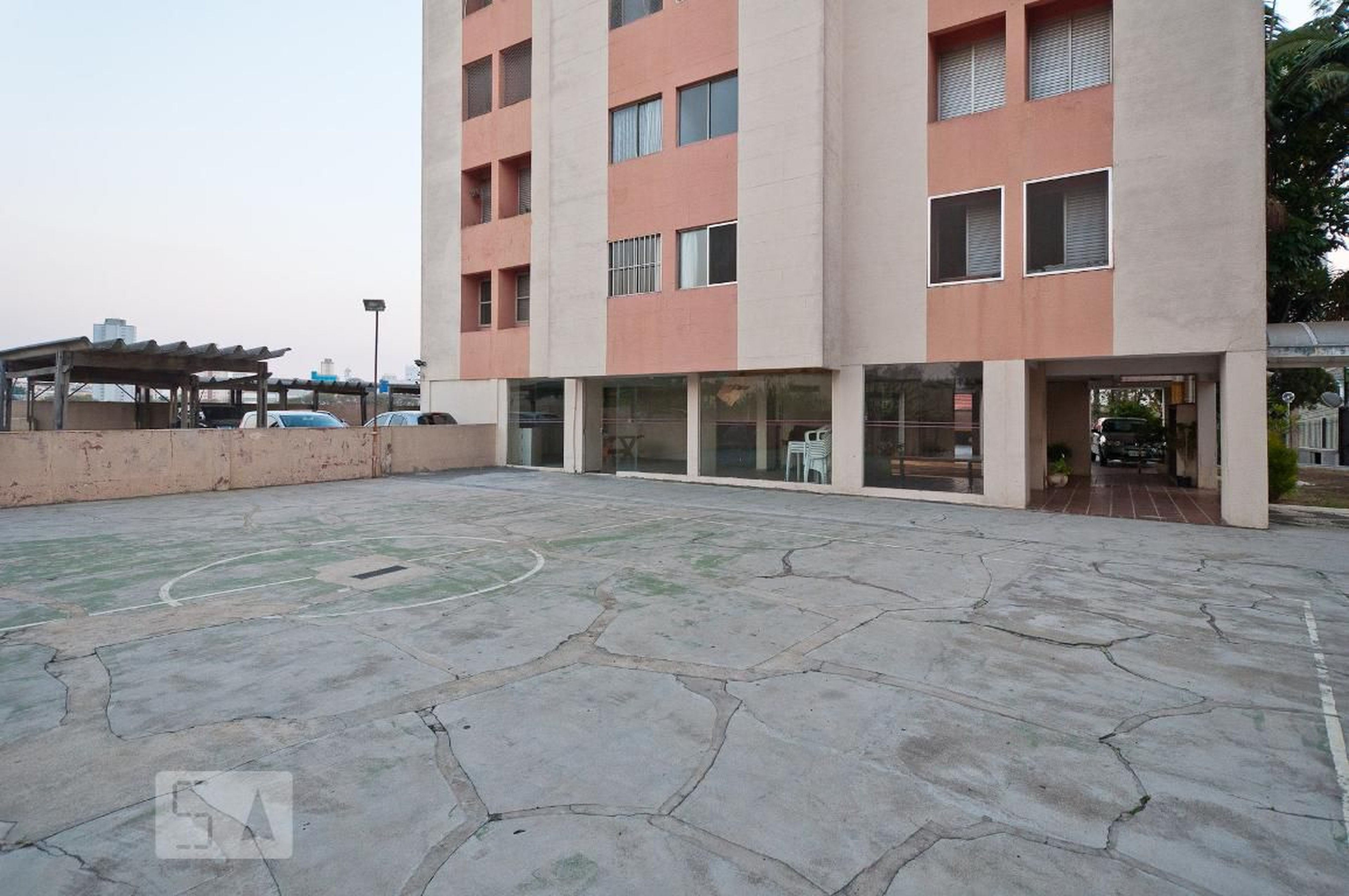 Quadra Esportiva - Parque das Flores