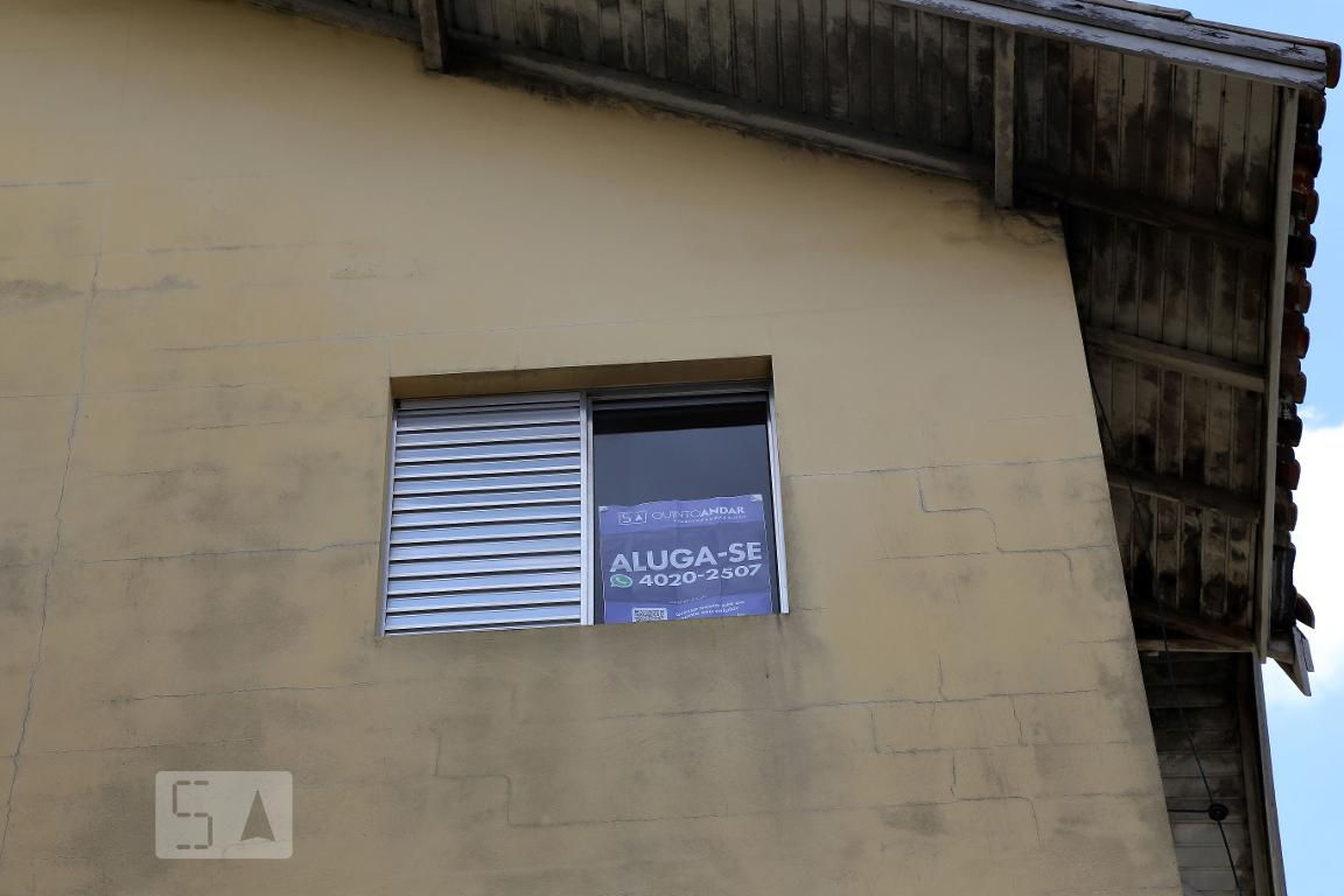 Fachada Condomínio em Rua Coripheu de Azevedo Marques, 674