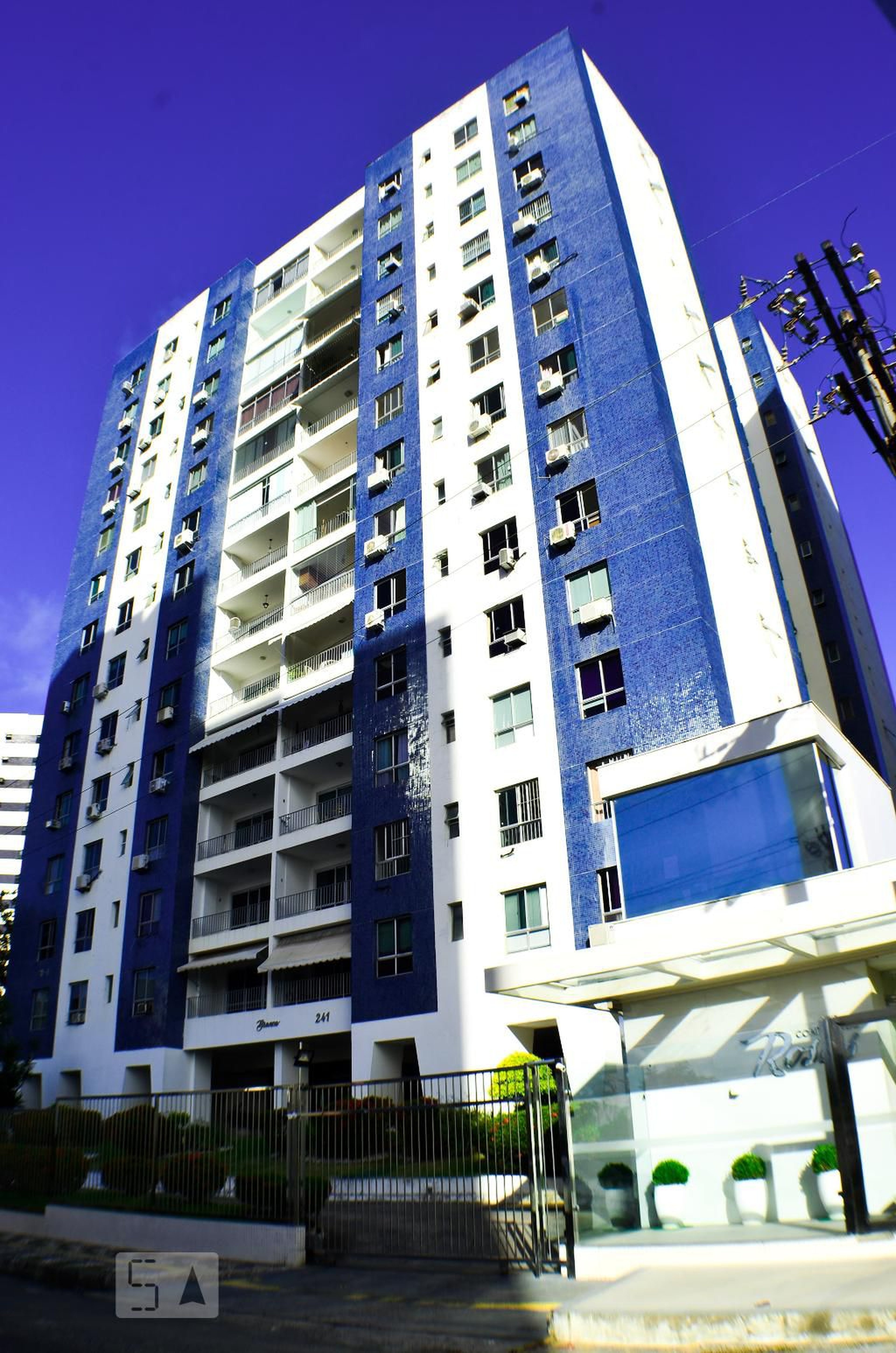 Fachada Condomínio Rosa Branca