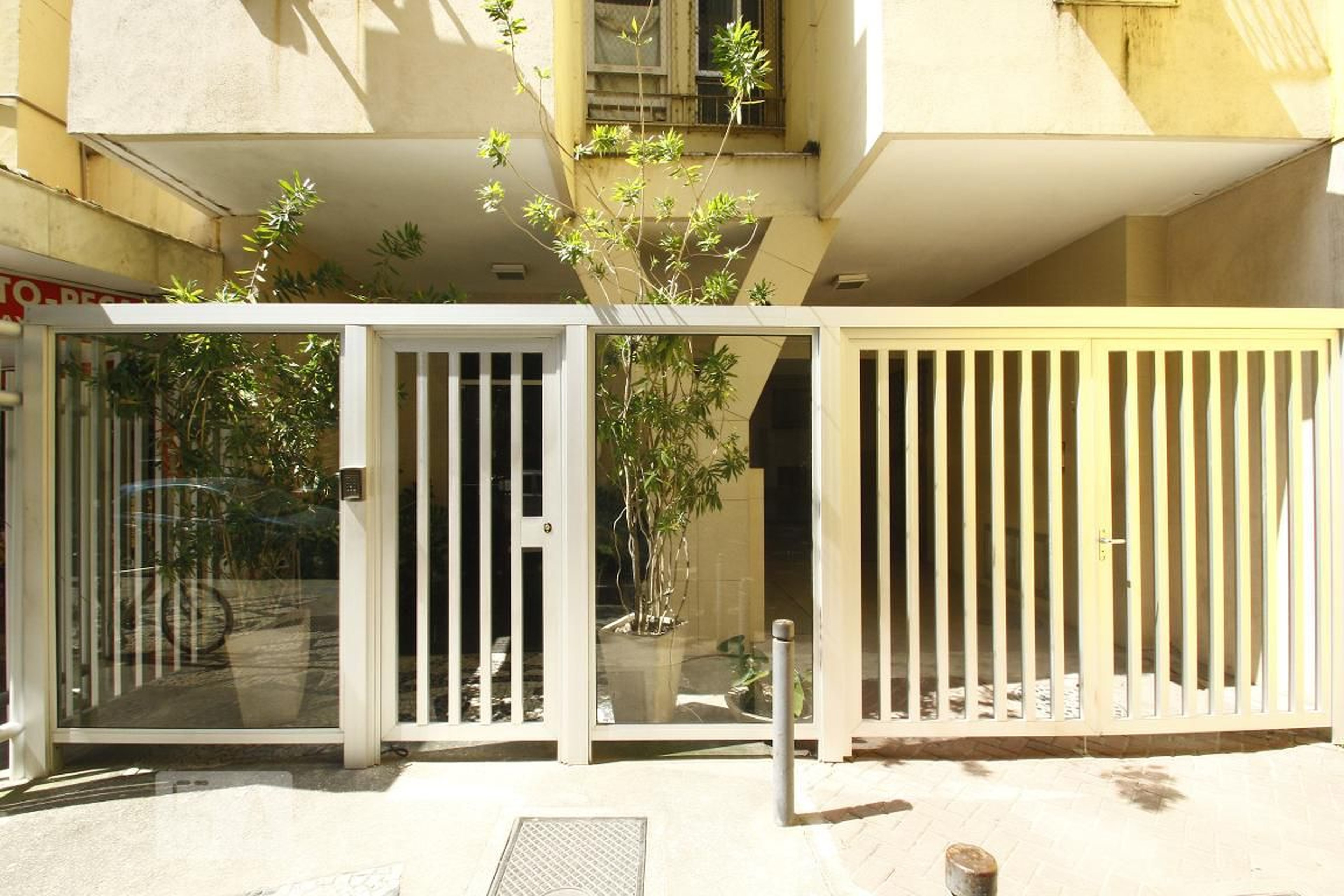 Entrada - Edifício Serra Linda