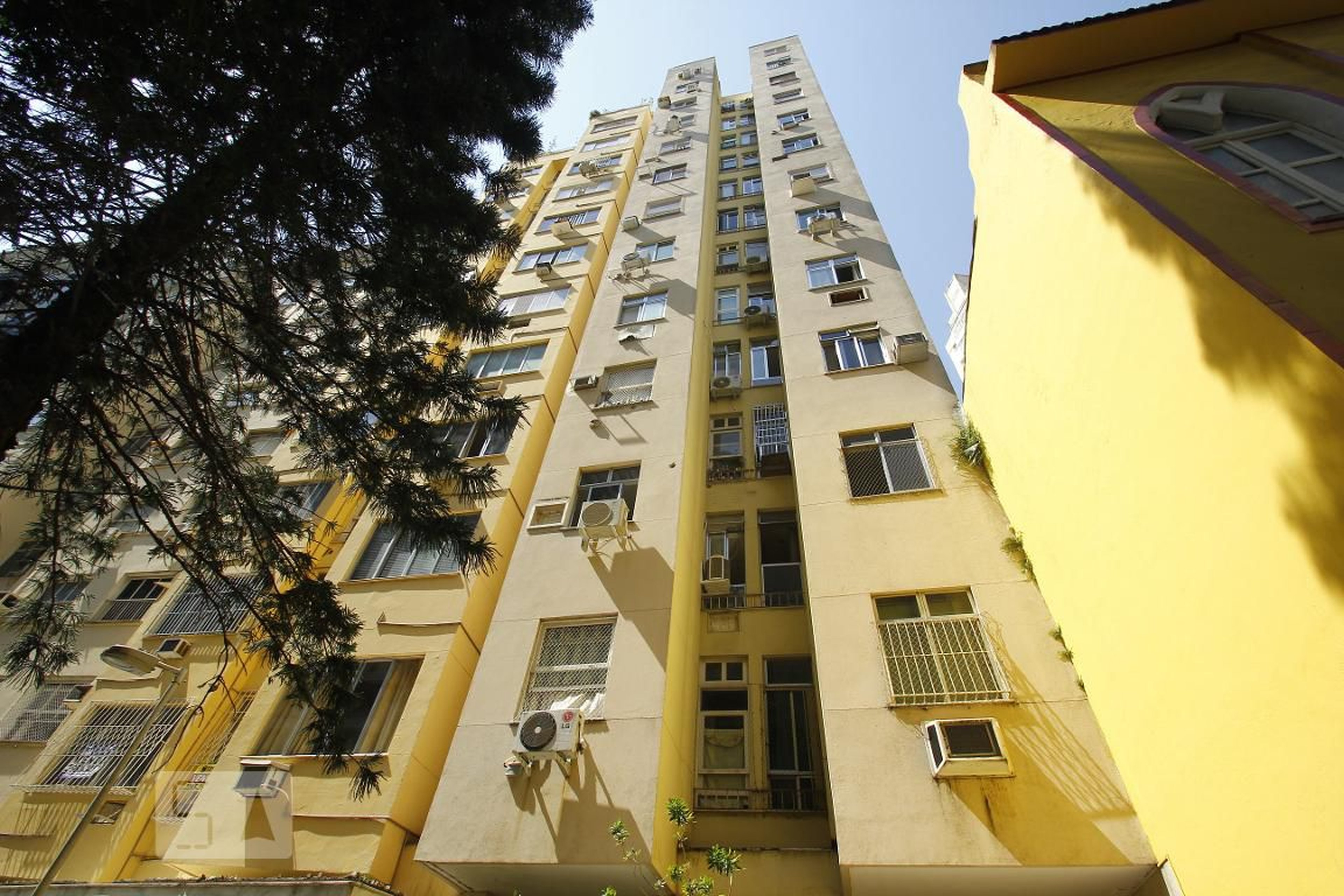 Fachada do Prédio Edifício Serra Linda