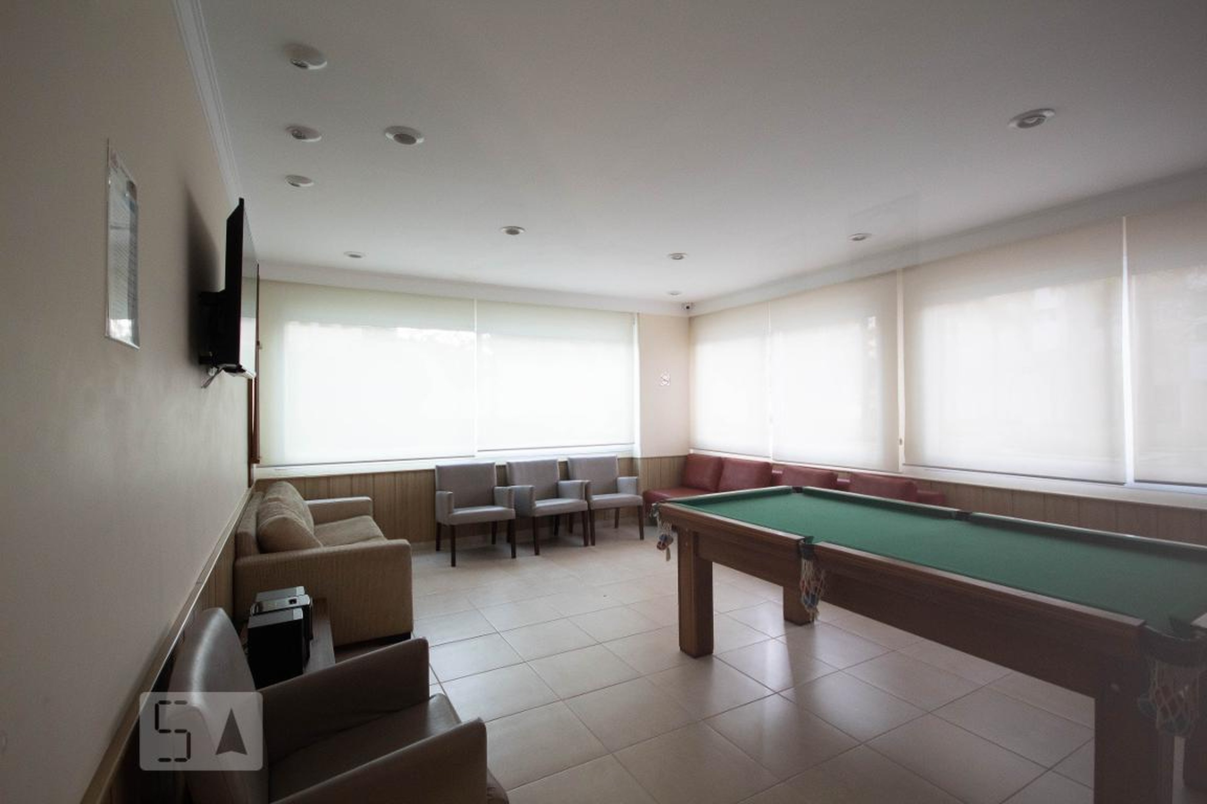 Salão de jogos - Town Home