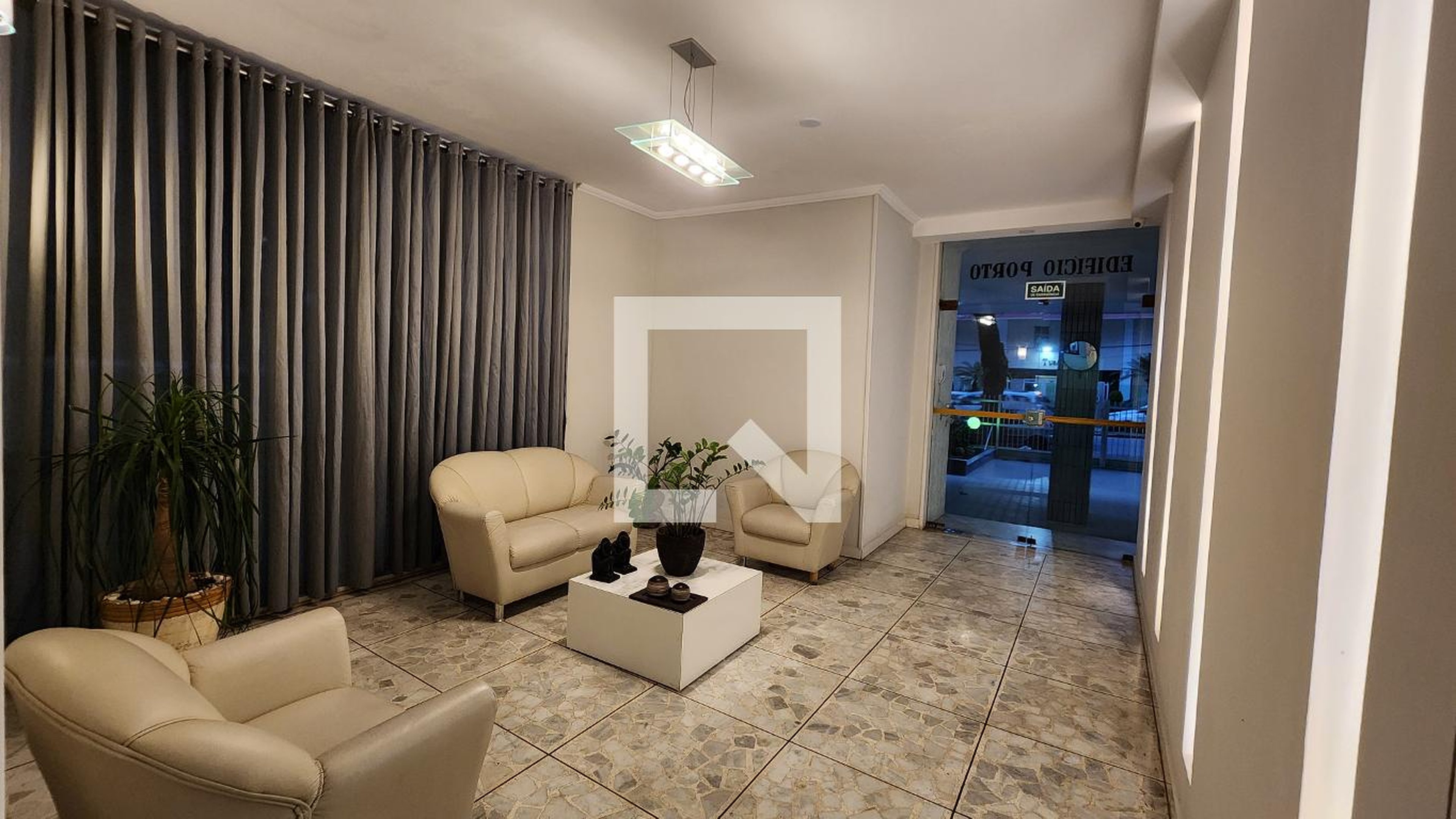 Hall de entrada - Porto