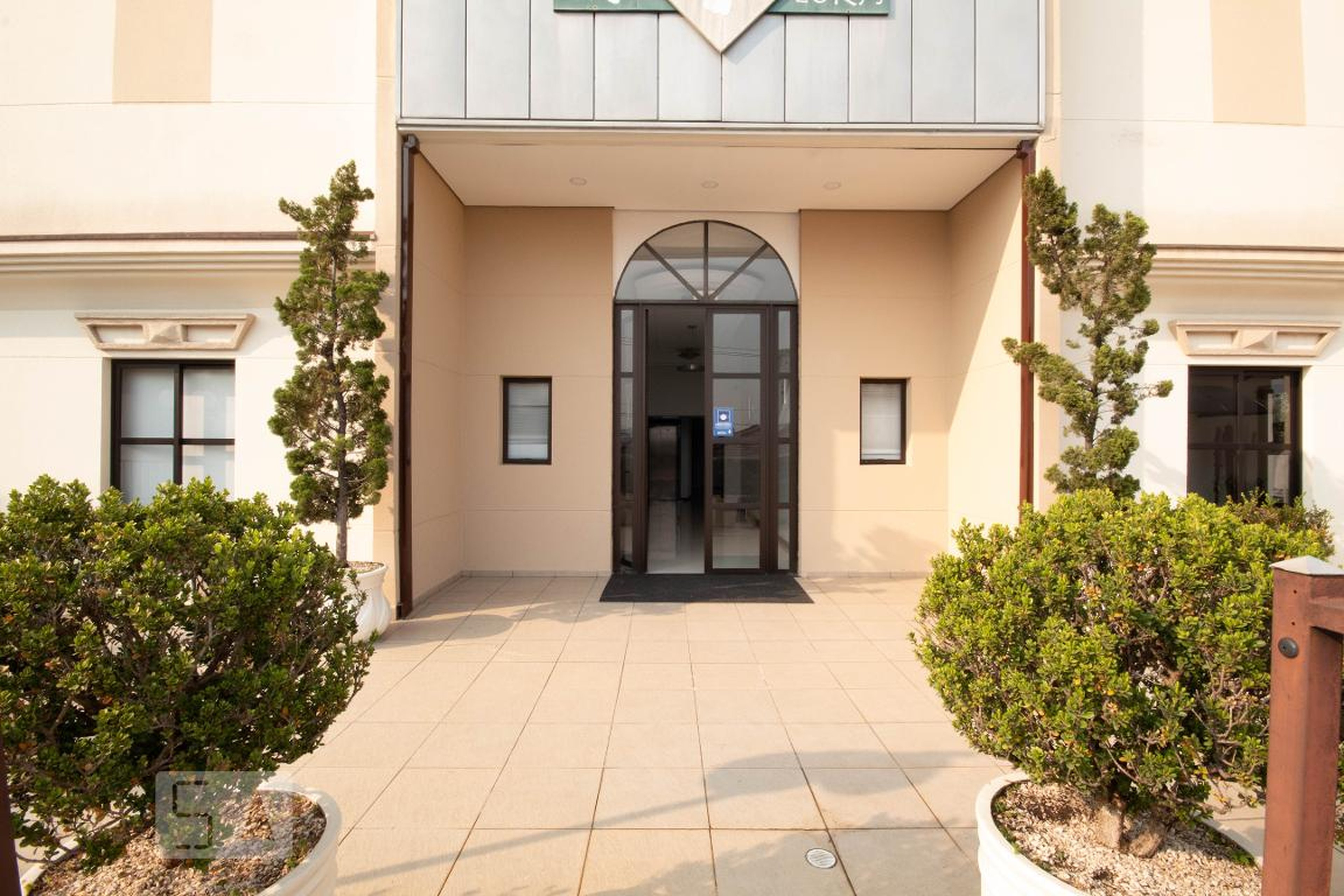 Hall de Entrada - Lorys