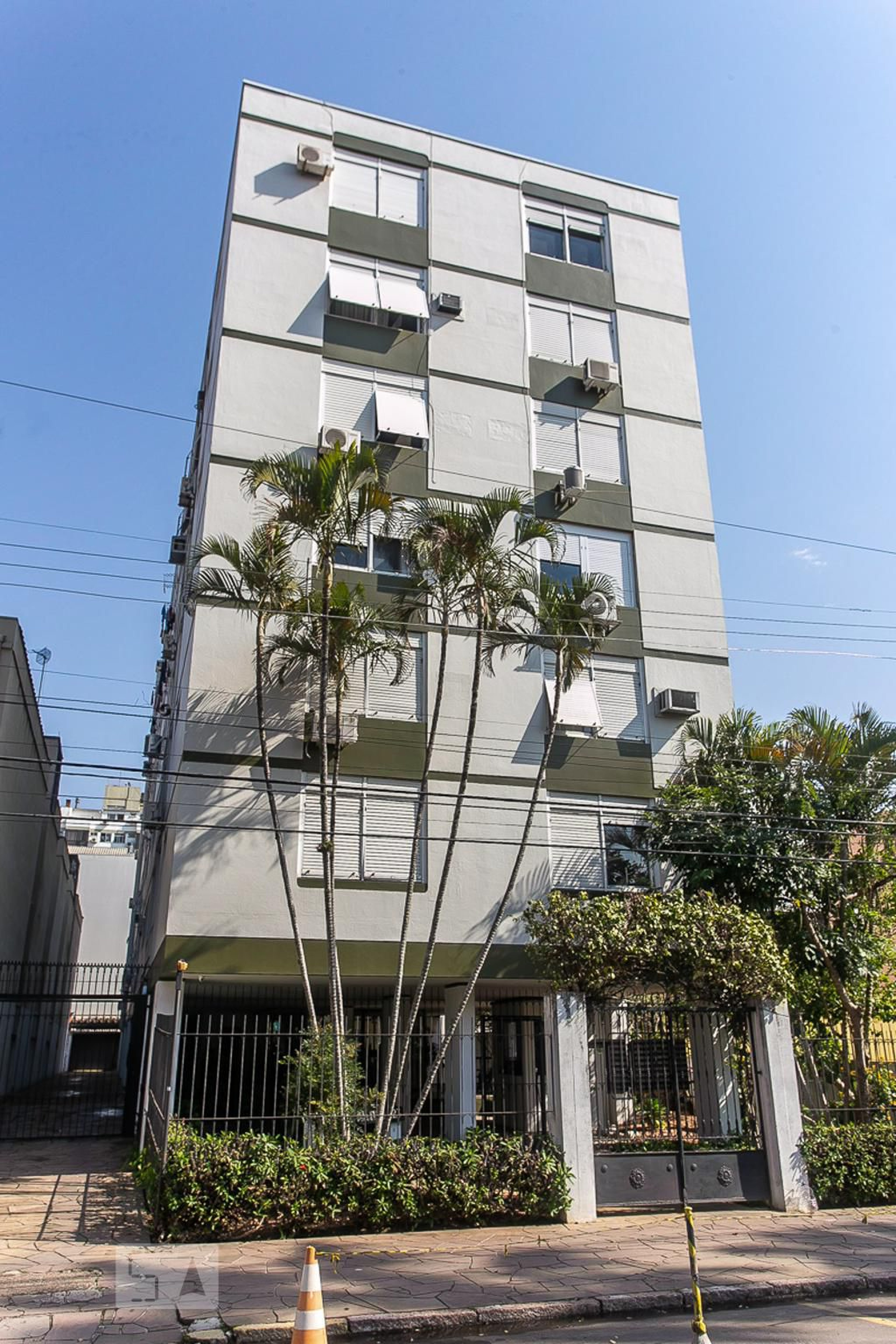 Fachada do Condomínio Condomínio Portal Antigo