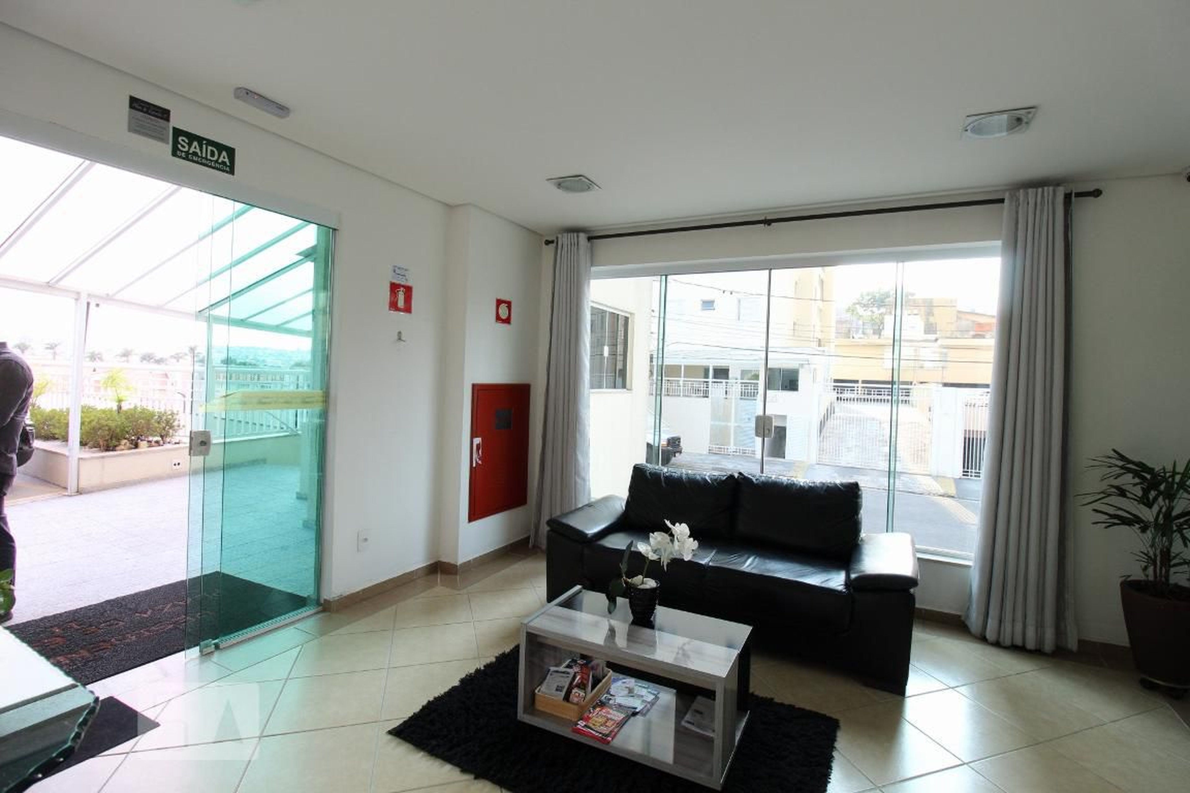 Hall entrada - Plaza de Espanha II