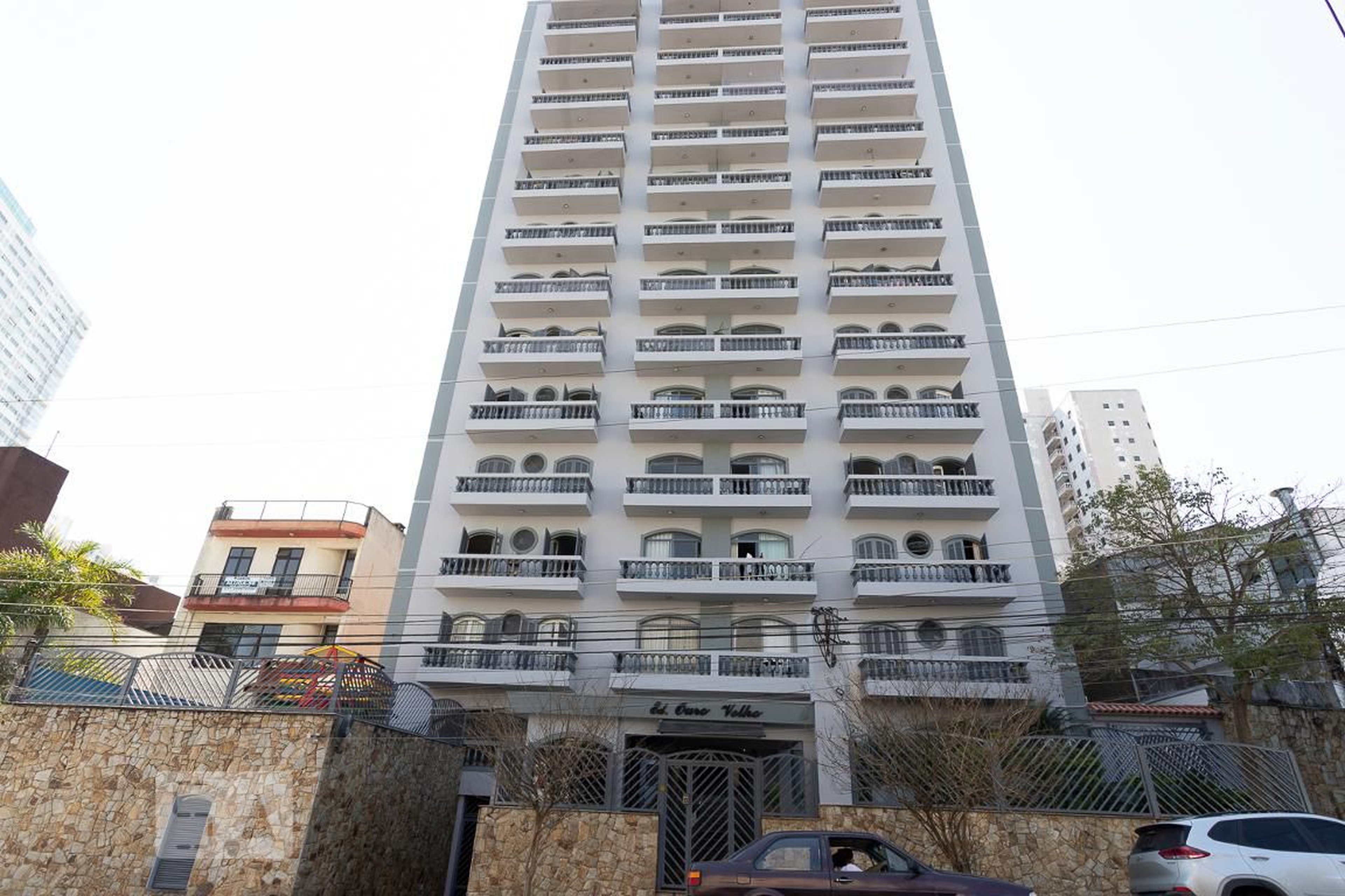 Fachada do Condomínio Edifício Ouro Velho