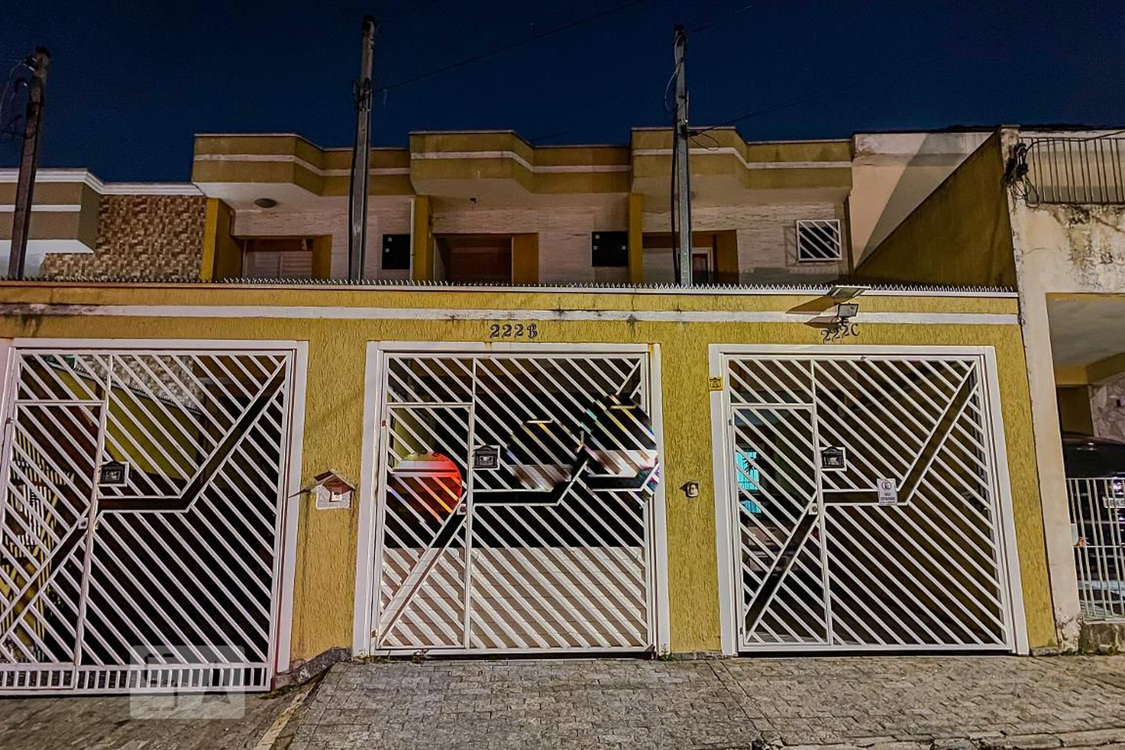 Fachada Condomínio em Rua Almirante Giachetta, 222 B