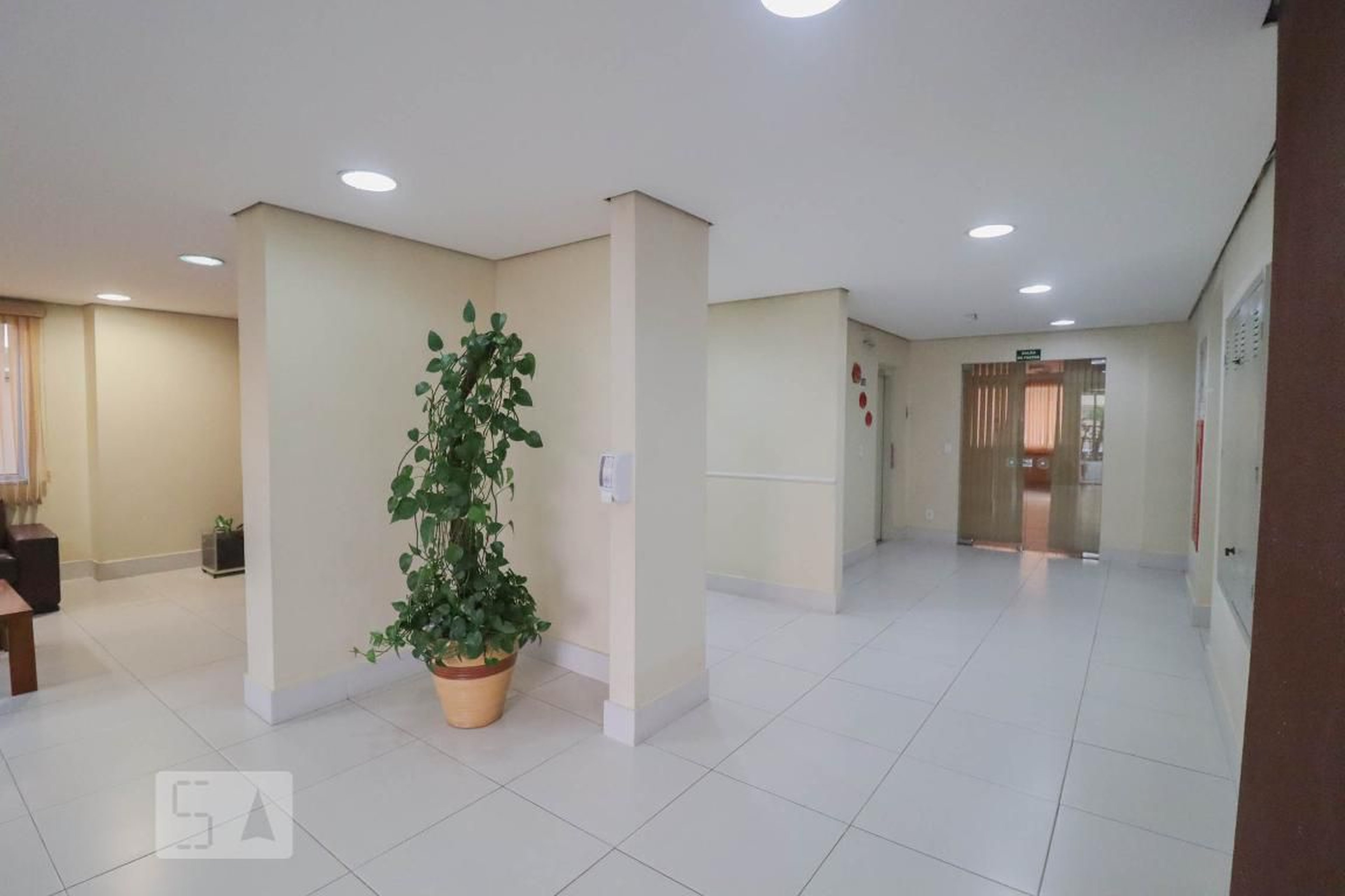 Hall - Edifício Golden Lake