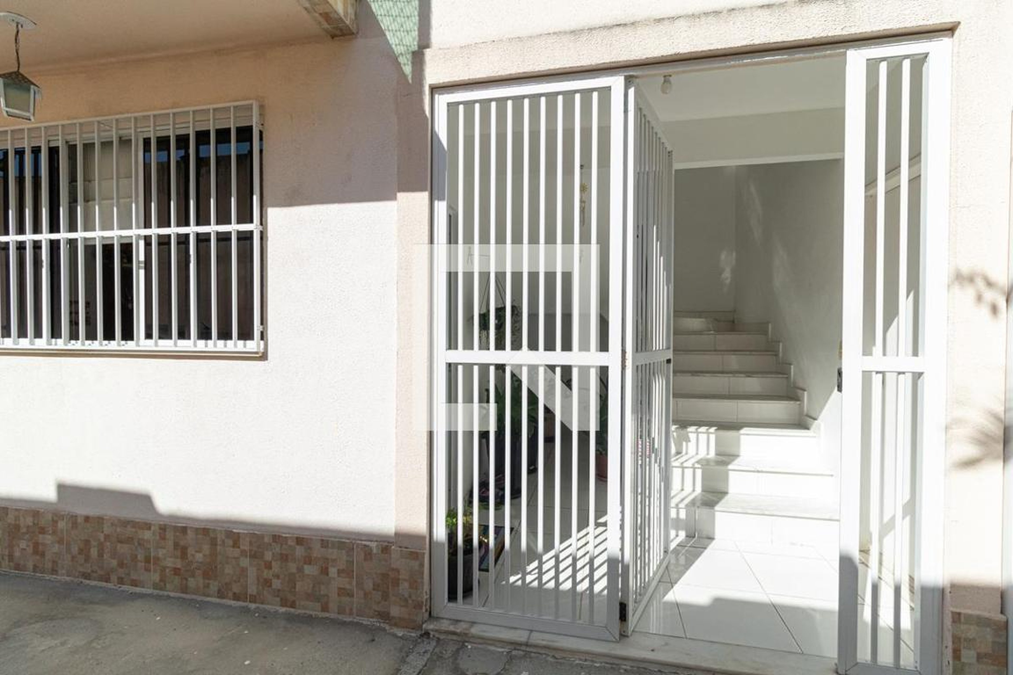 Entrada - Silva Gomes