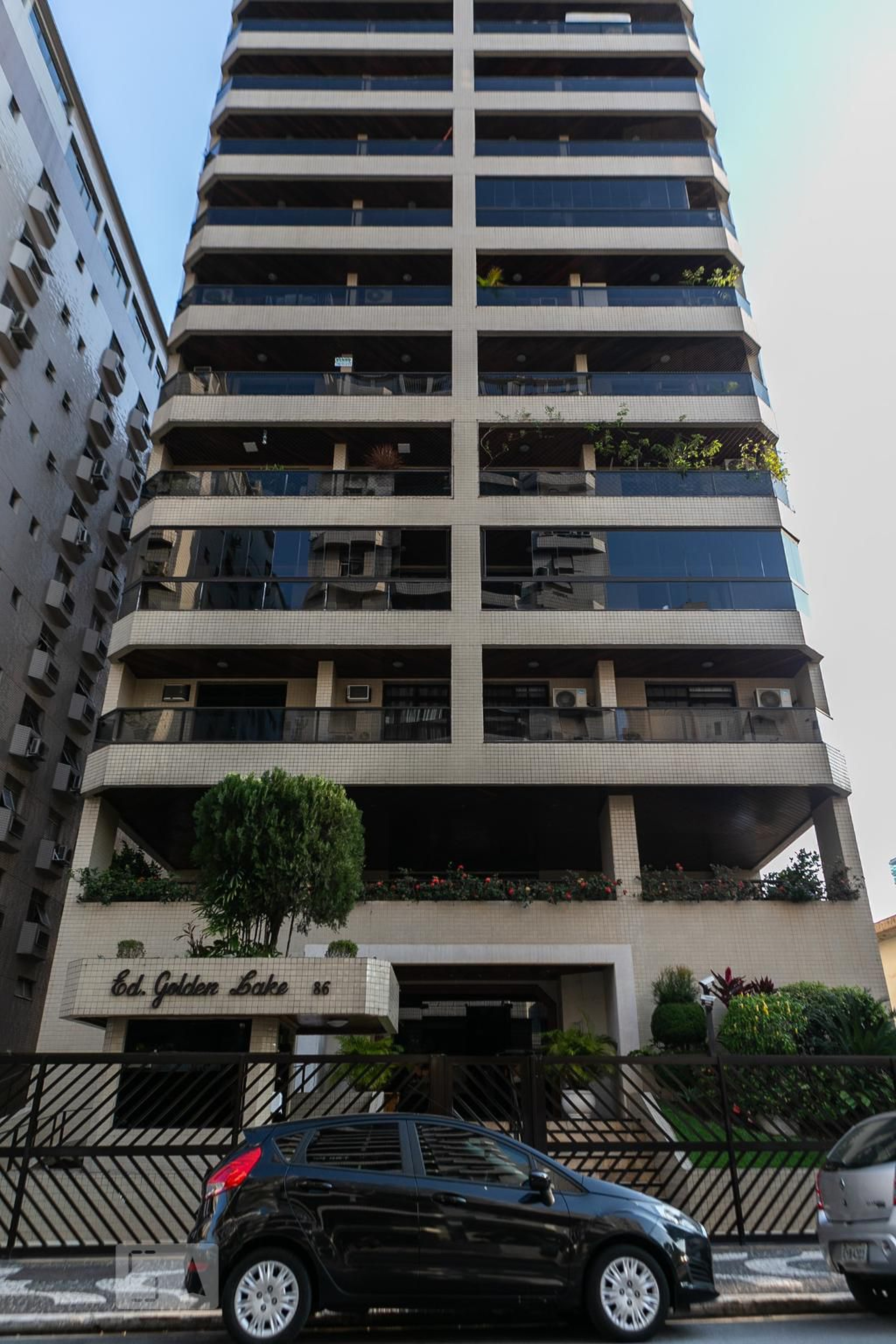 Fachada Condomínio Golden Lake