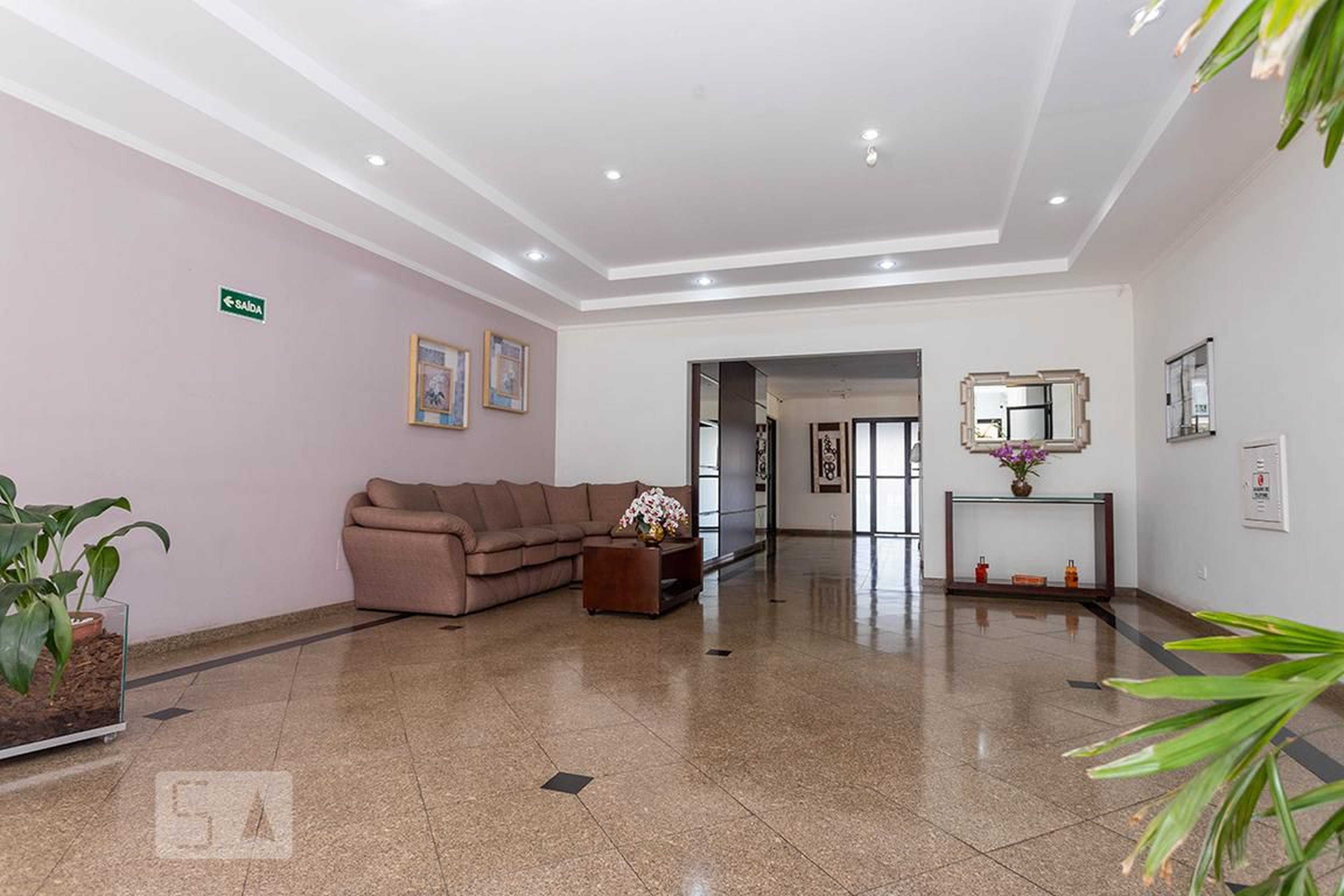 Hall de Entrada - Via condoti