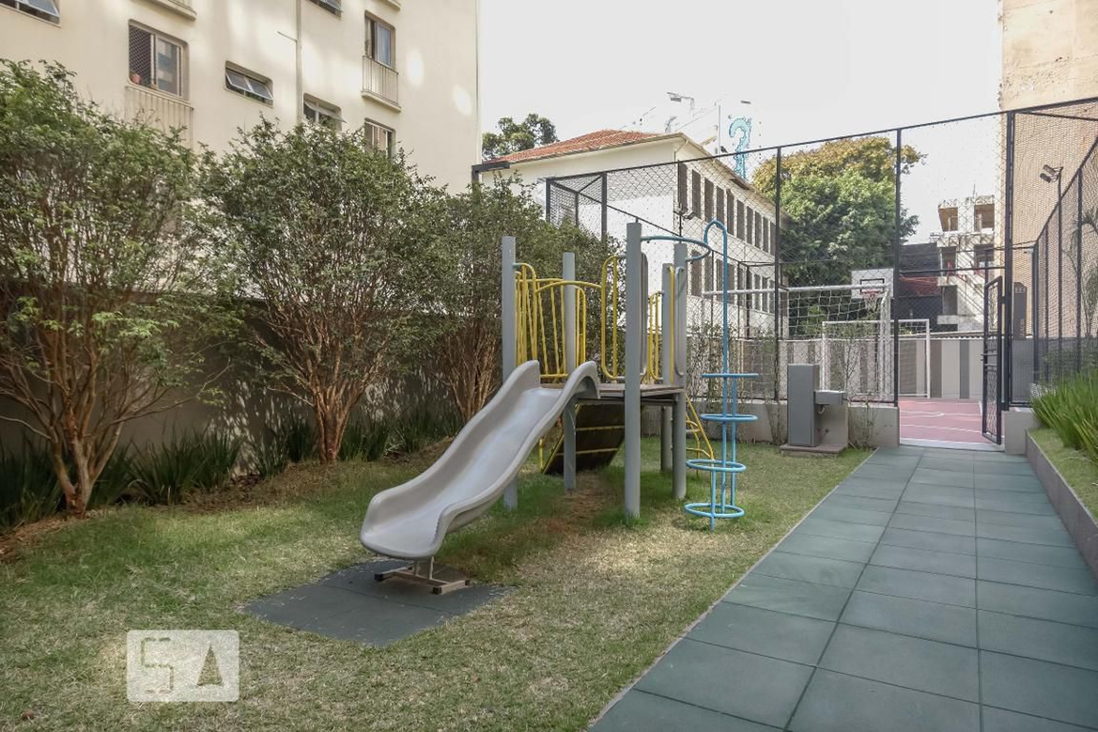 Playground - Olhar Augusta