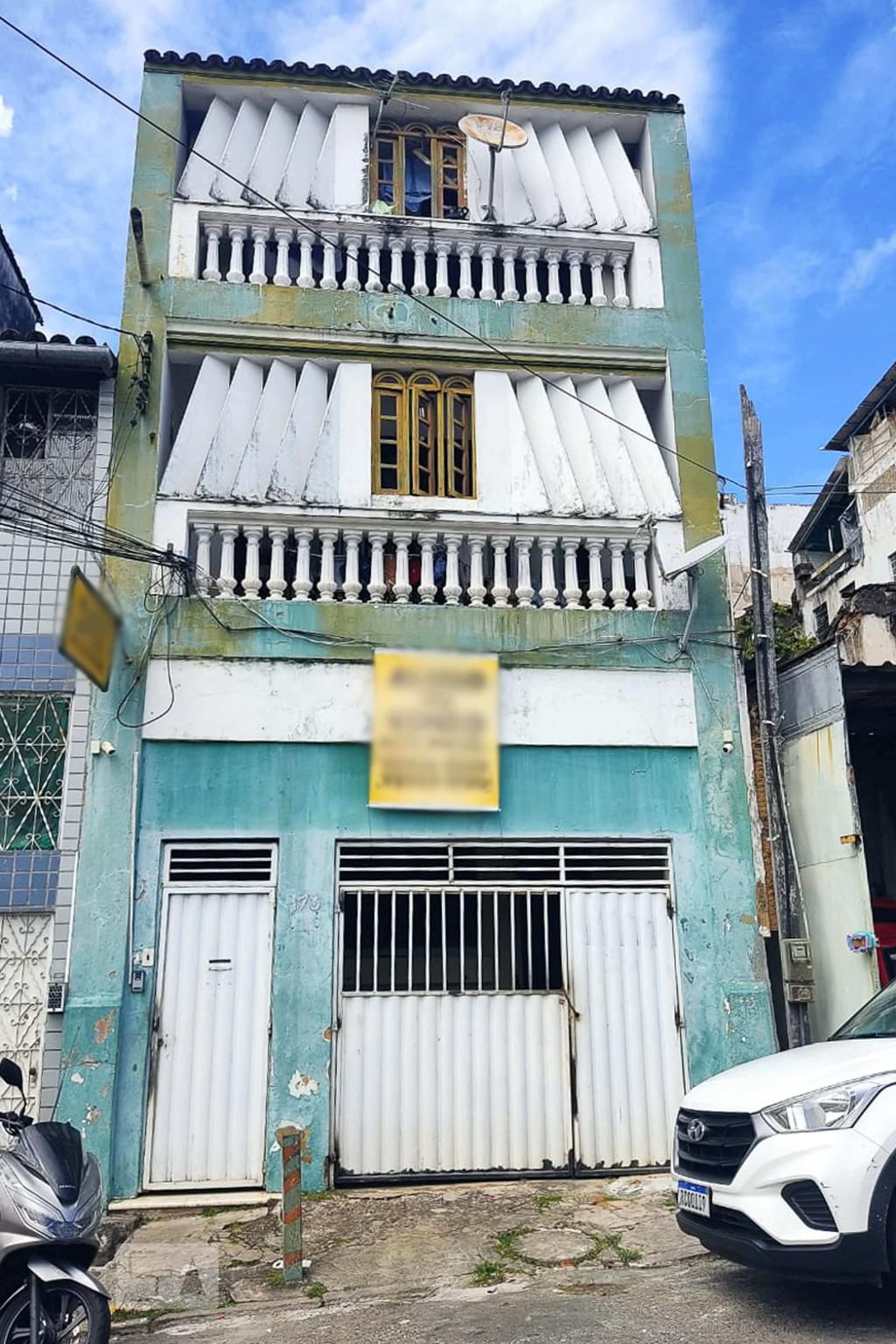 Fachada do Prédio Condomínio em Rua Arlíndo Fragoso, 178