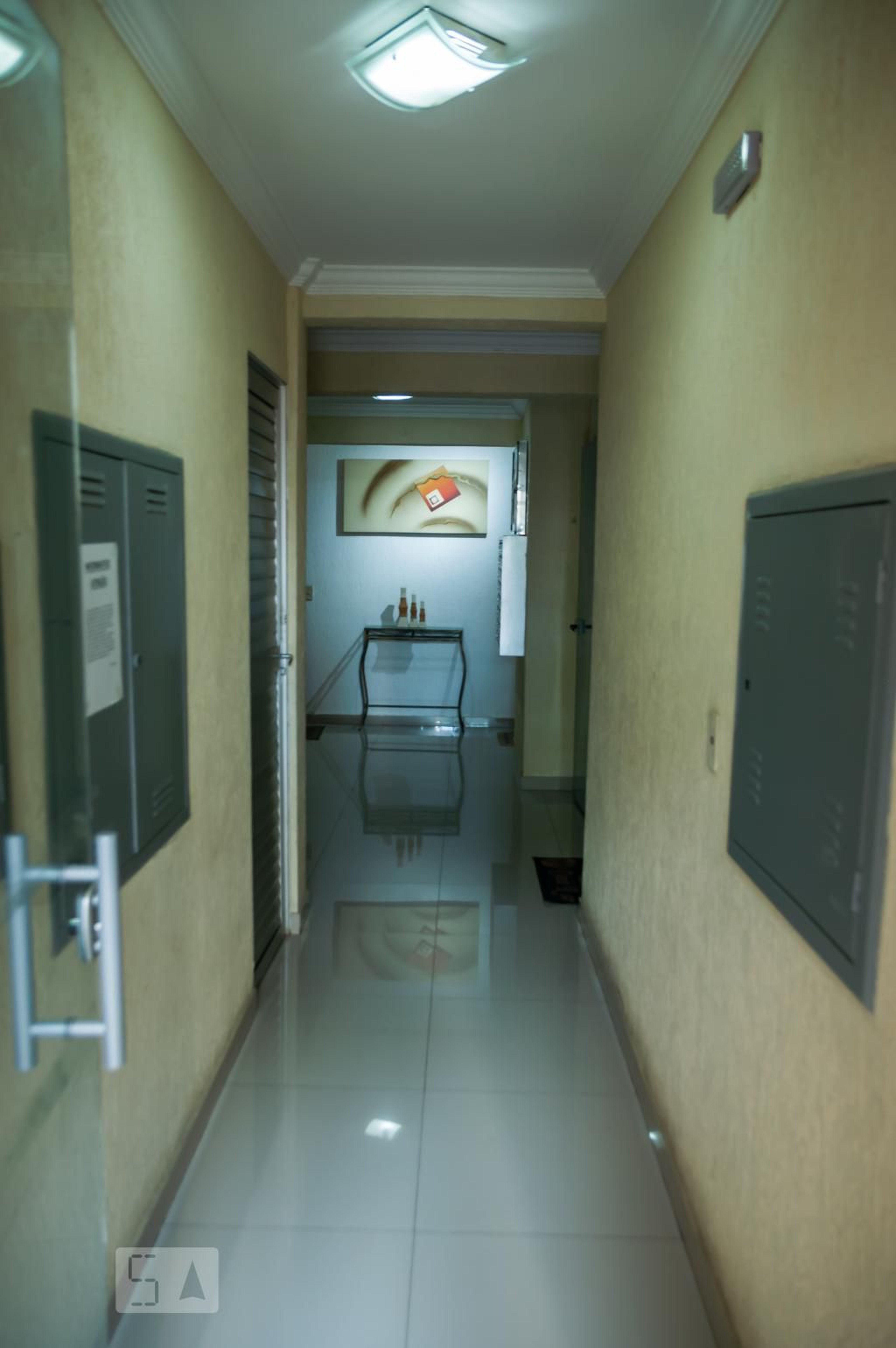 Hall de Entrada Condomínio em Rua Antônio Moura Andrade, 470